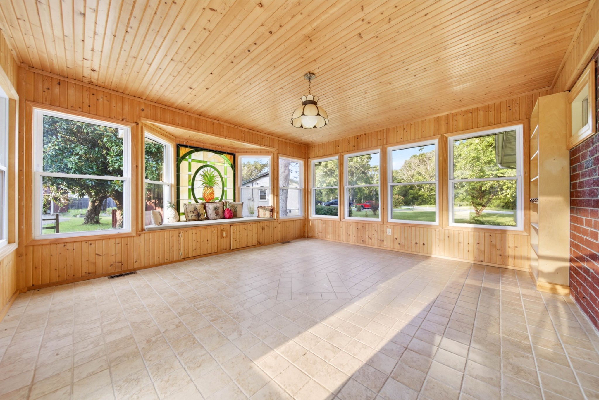 313 Hitt Ln, Goodlettsville, TN 37072