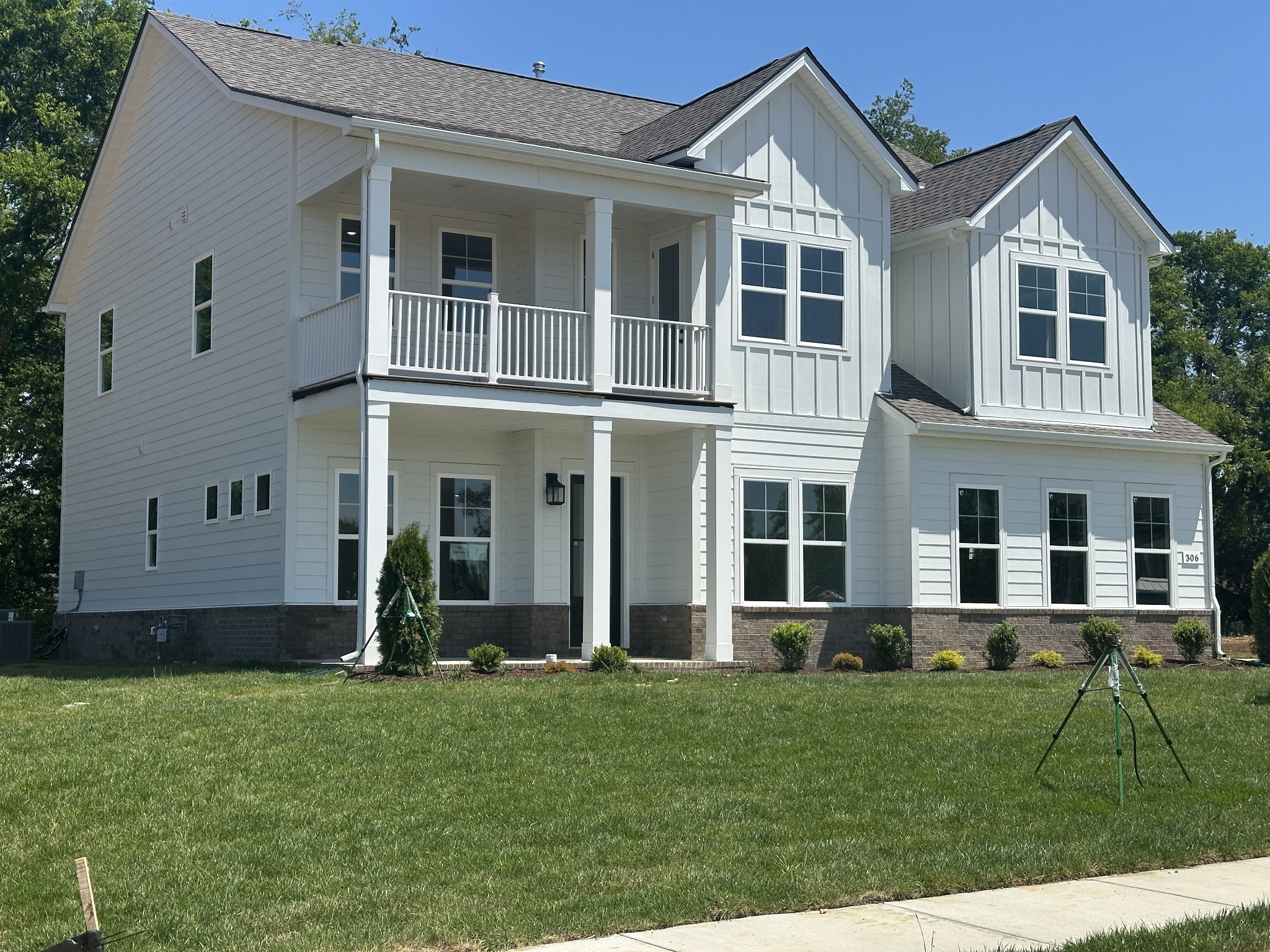306 Eyak Ln, Murfreesboro, TN 37129