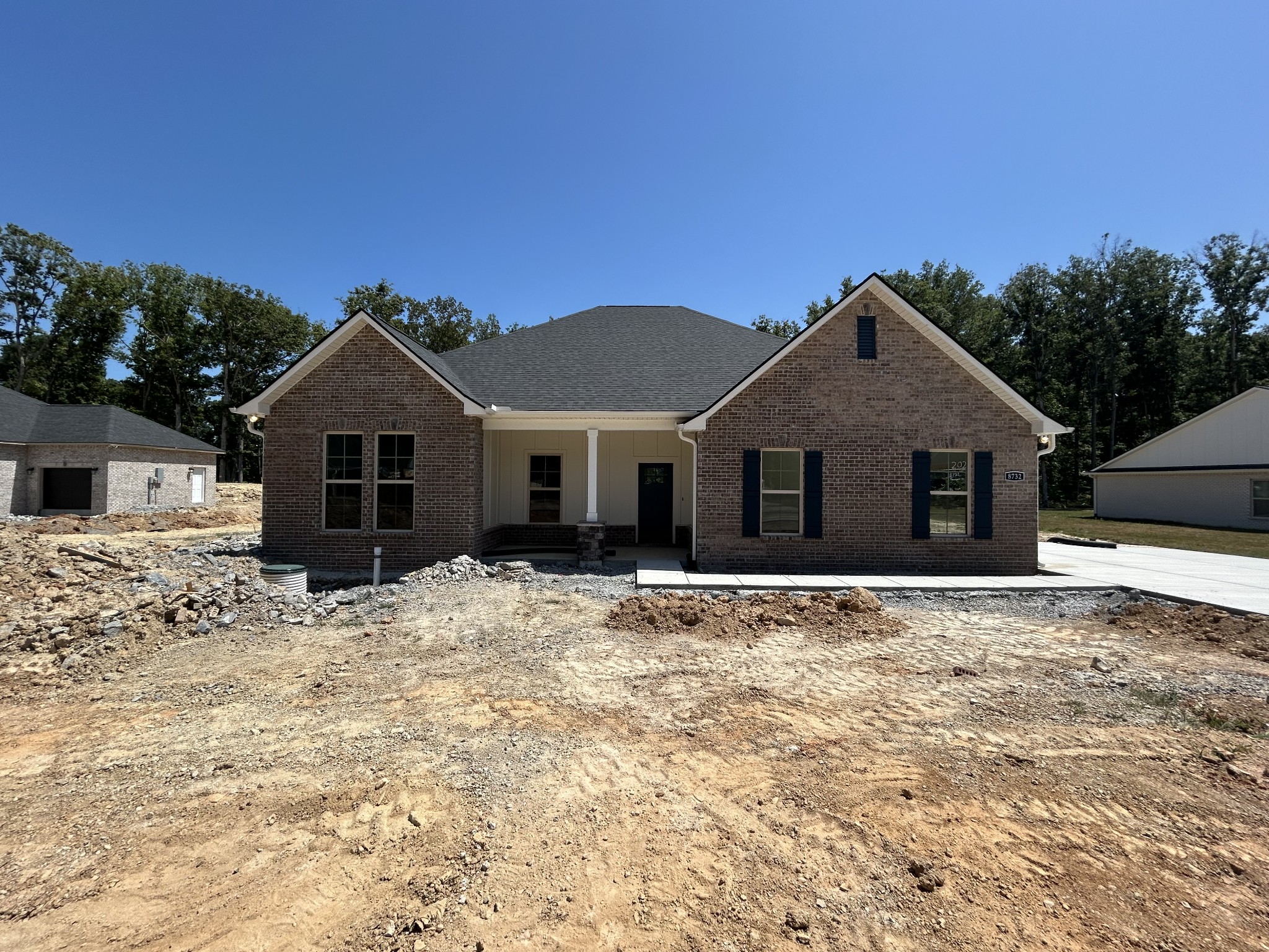 8732 Turnbull Dr, Pleasant View, TN 37146