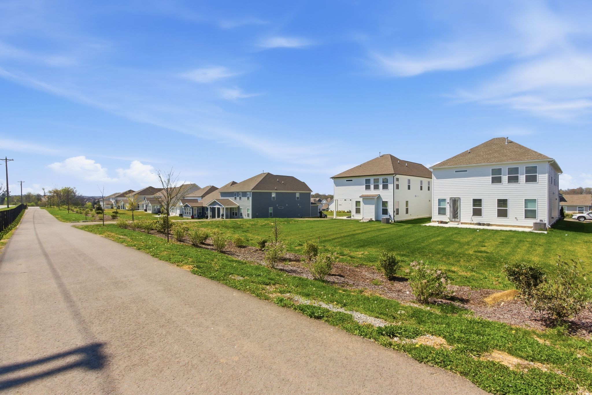 688 Conifer Dr, Spring Hill, TN 37174