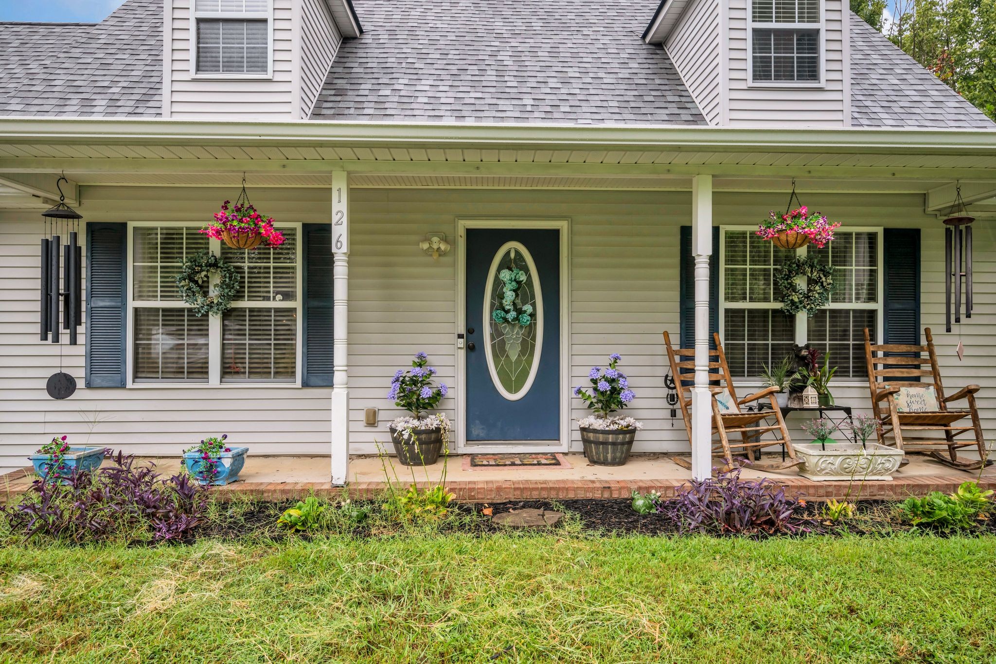 126 Silver Leaf Cir, Dickson, TN 37055