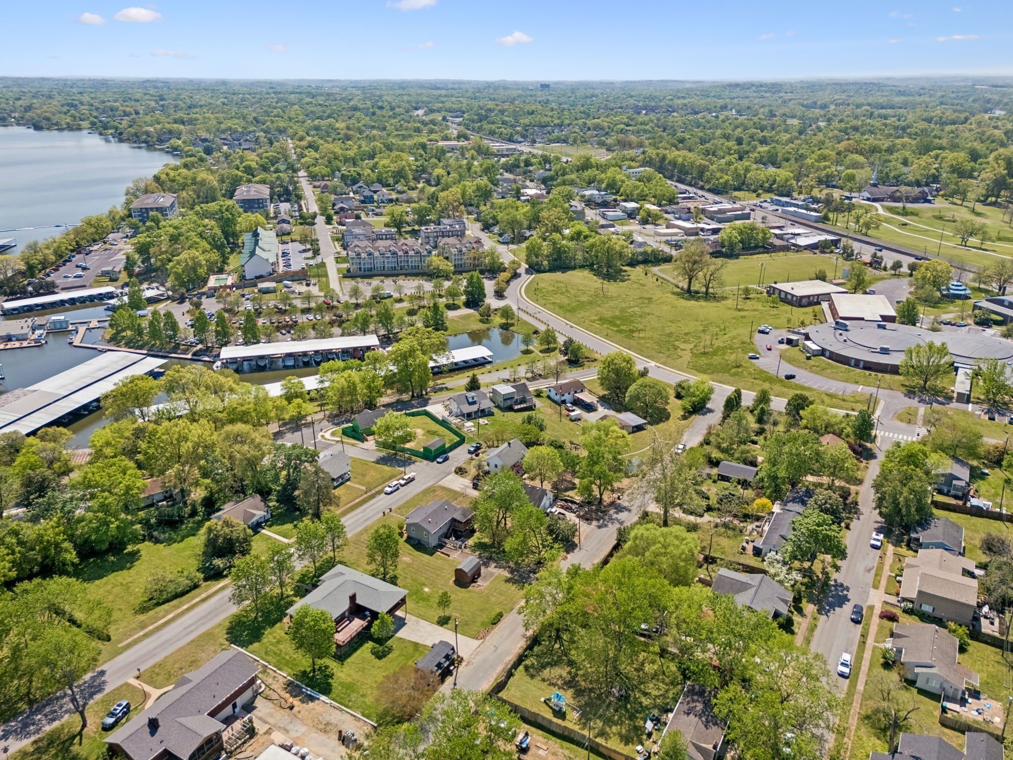 1806 Riverside Rd, Old Hickory, TN 37138