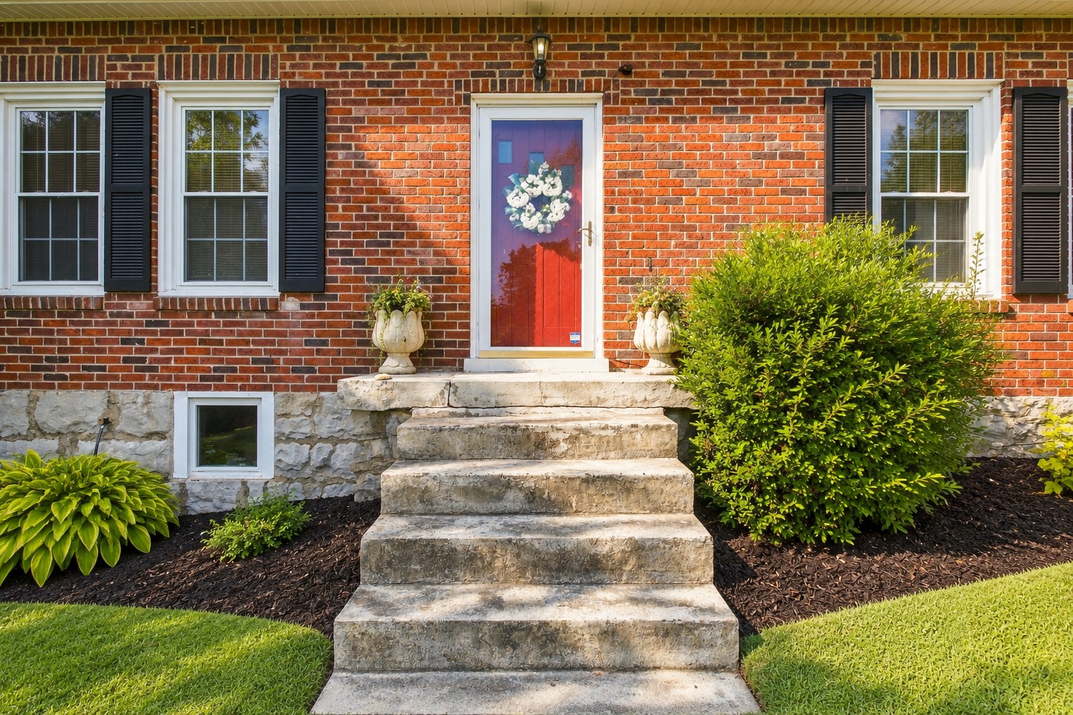 301 Cullum St, Carthage, TN 37030