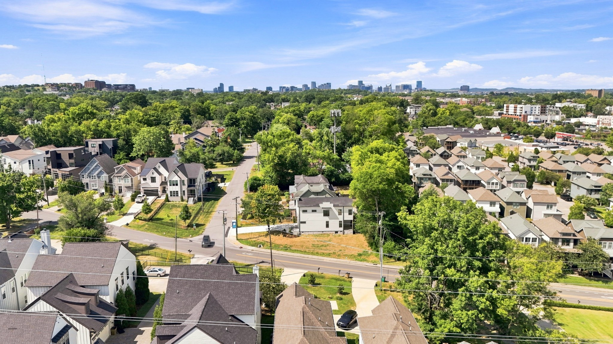 2950 Vaulx Ln, Nashville, TN 37204