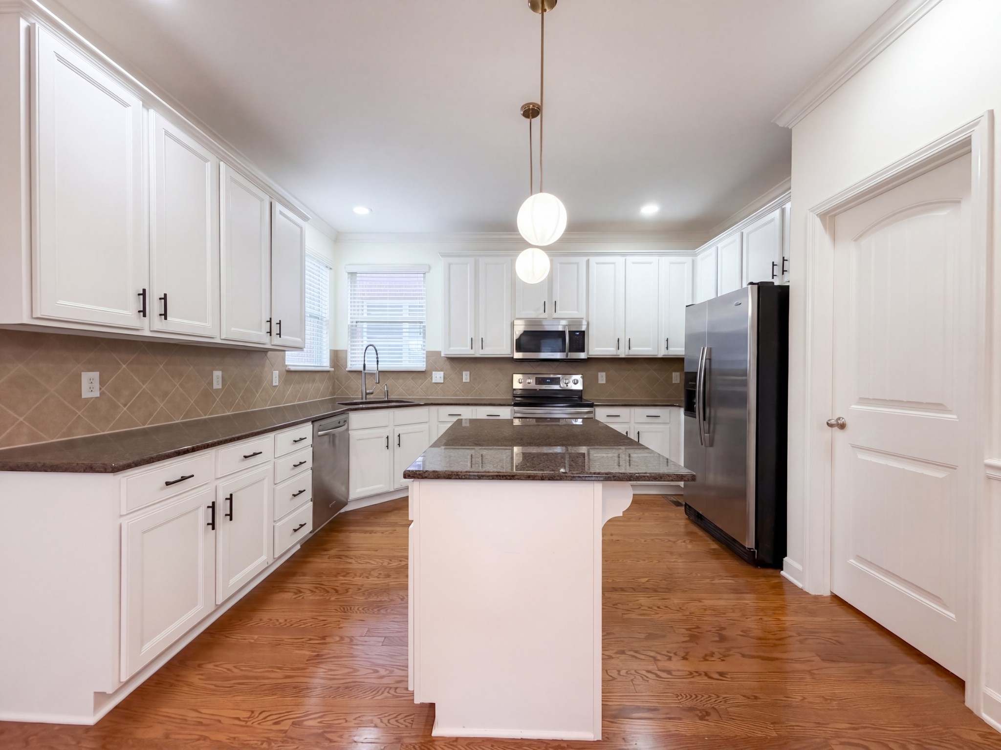 1064 Riverwood Village Blvd, Hermitage, TN 37076