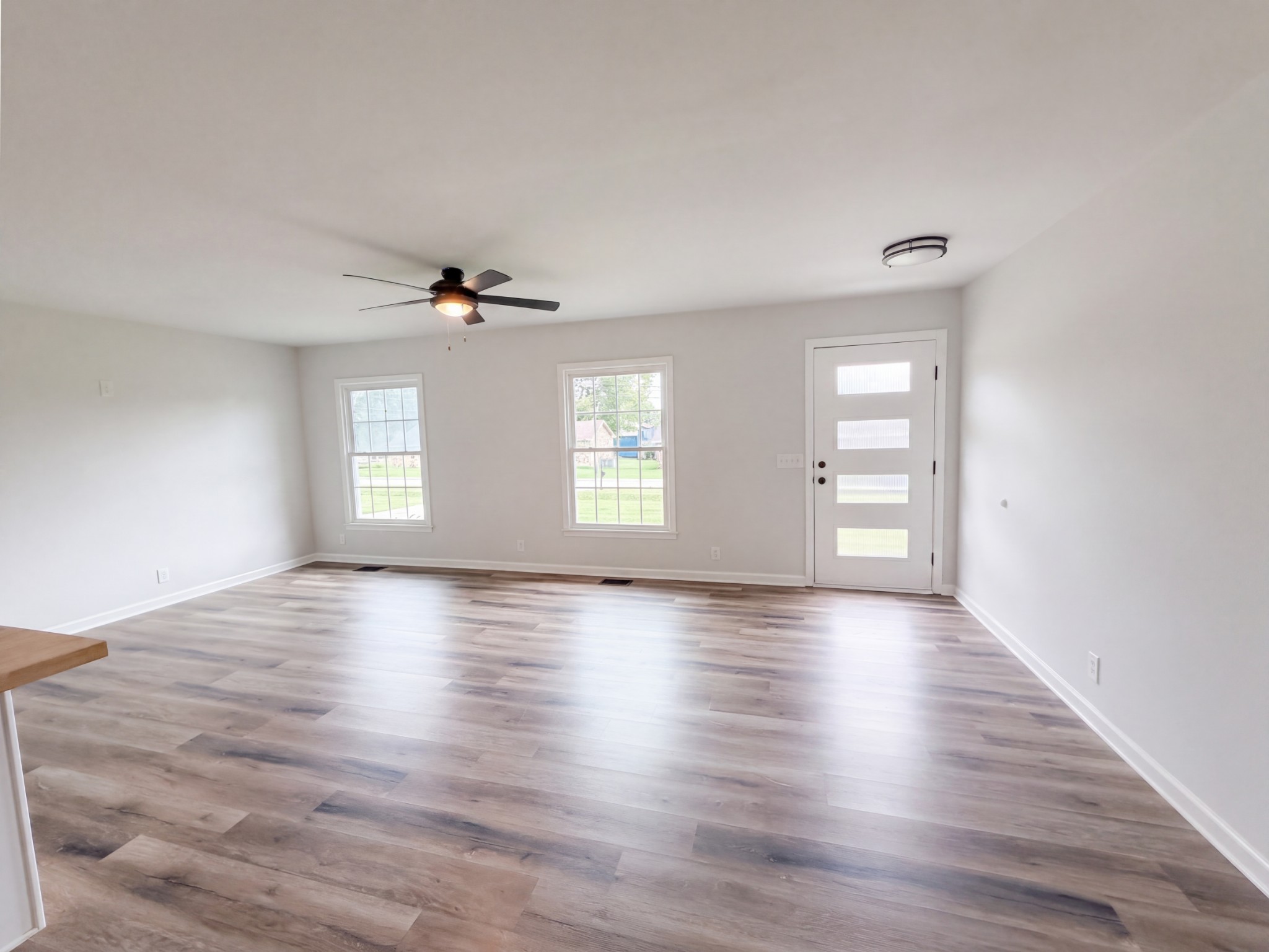 235 Sumner Ave, Gallatin, TN 37066