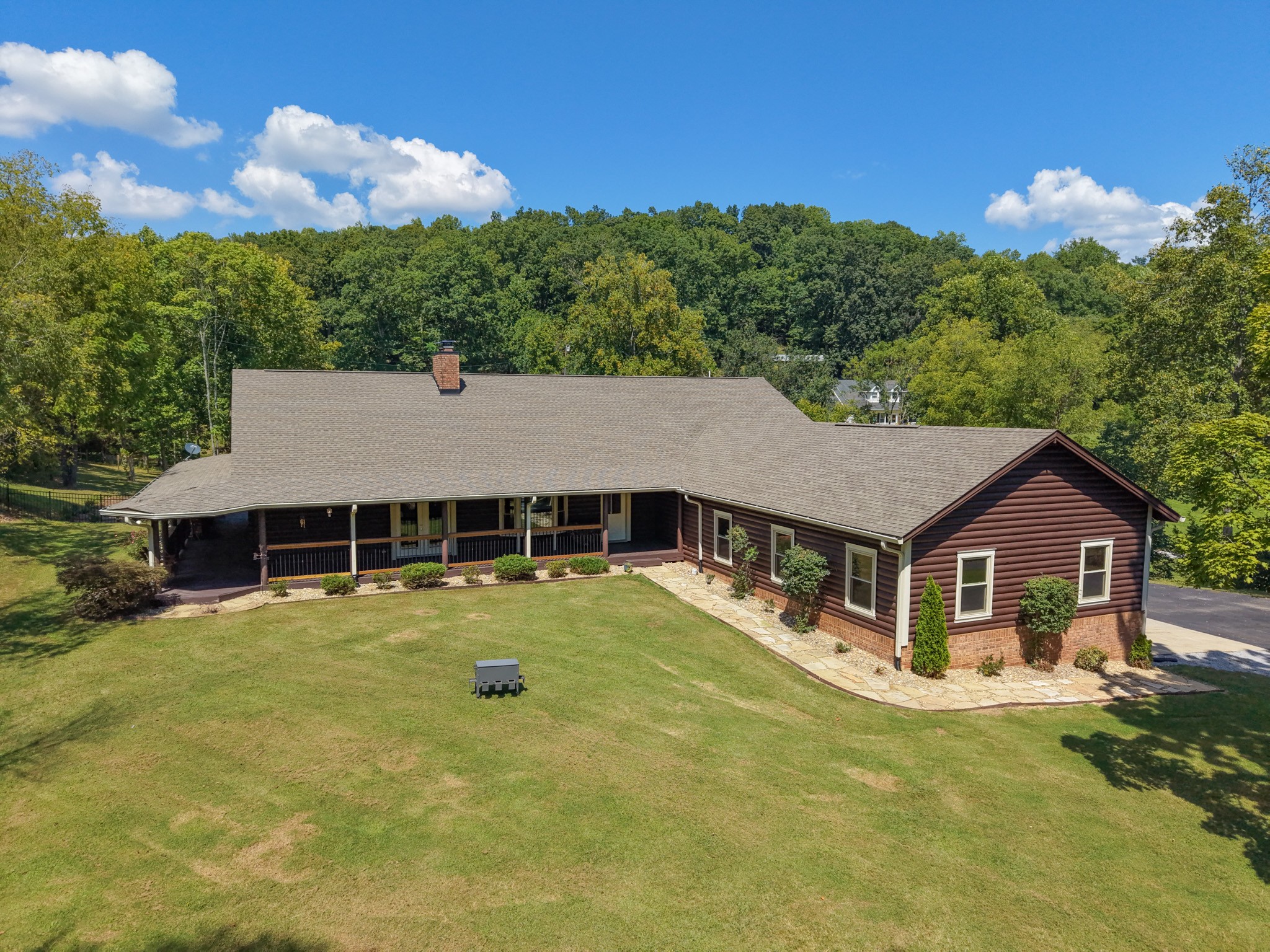 1615 Shell Rd, Goodlettsville, TN 37072