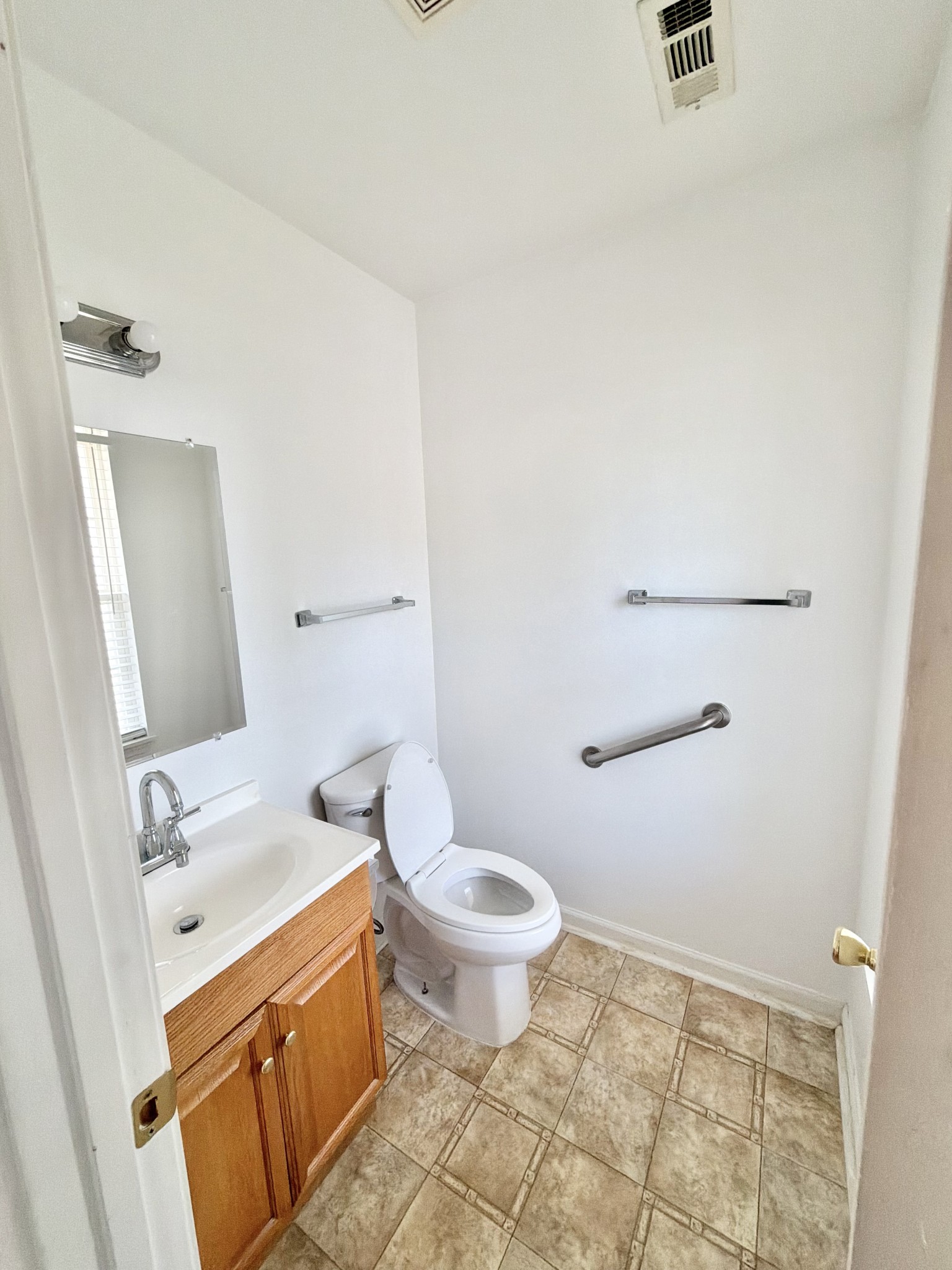 3428 Rainwood Dr, Nashville, TN 37207