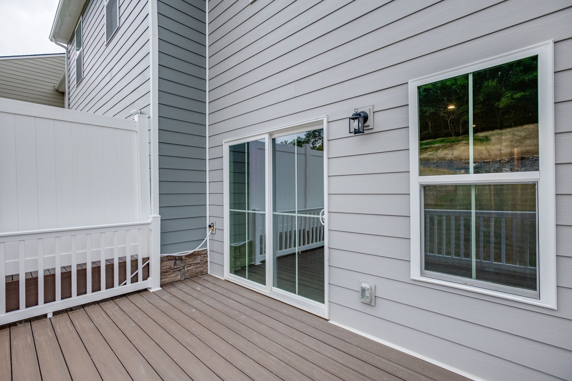 1041 Mountain View Dr, Thompsons Station, TN 37179