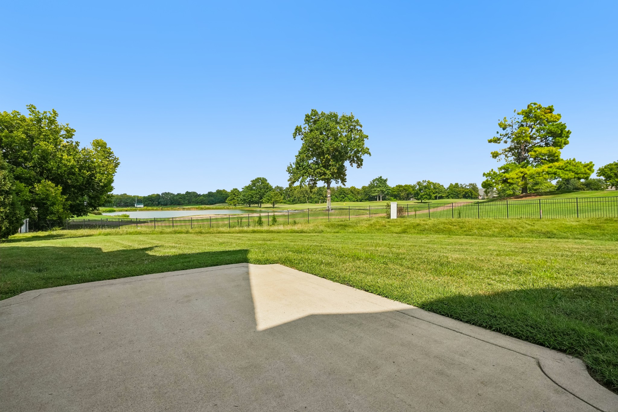 1714 Andrew Crockett Ct, Brentwood, TN 37027