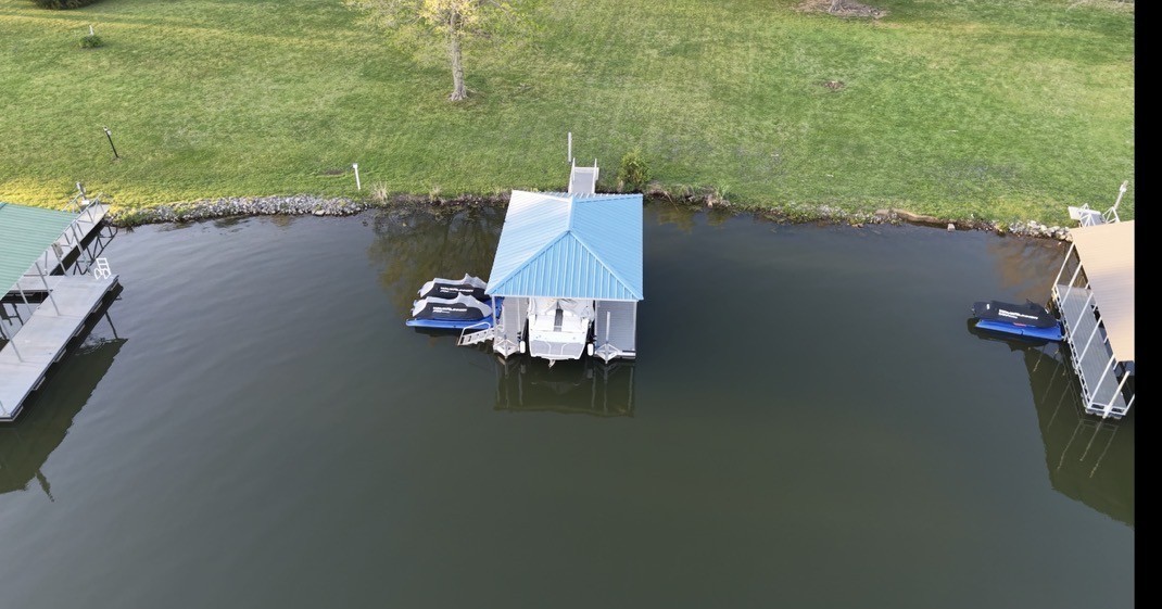 110 Walnut Dr, Hendersonville, TN 37075