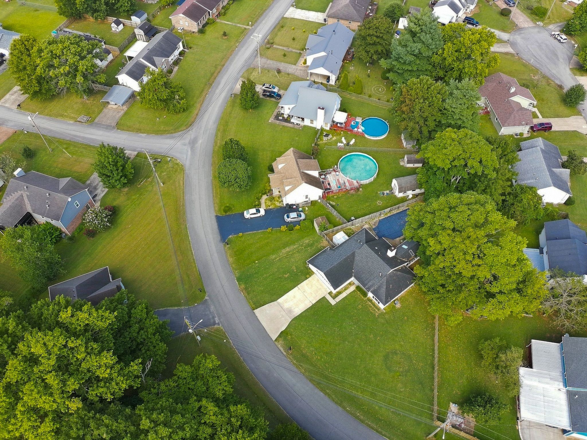 1904 Gettysburg Ln, Columbia, TN 38401