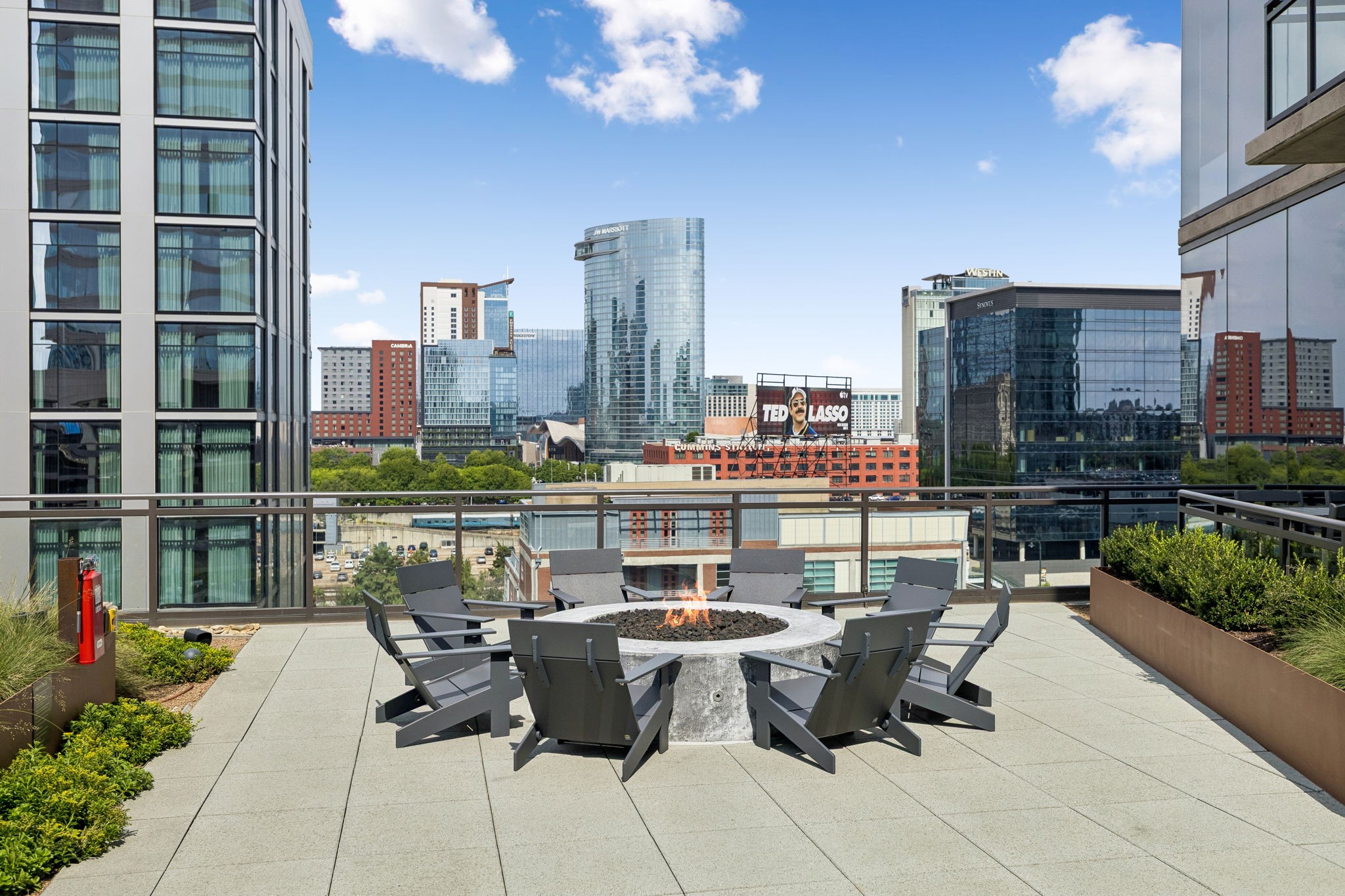 1212 Demonbreun St #607, Nashville, TN 37203