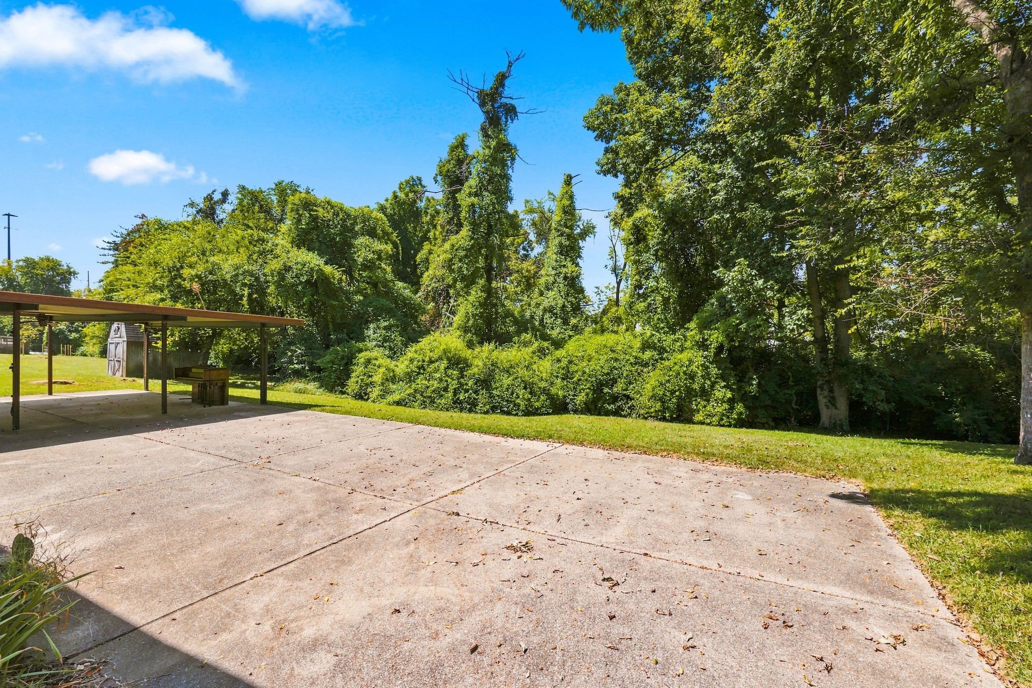 8219 Luree Ln, Hermitage, TN 37076