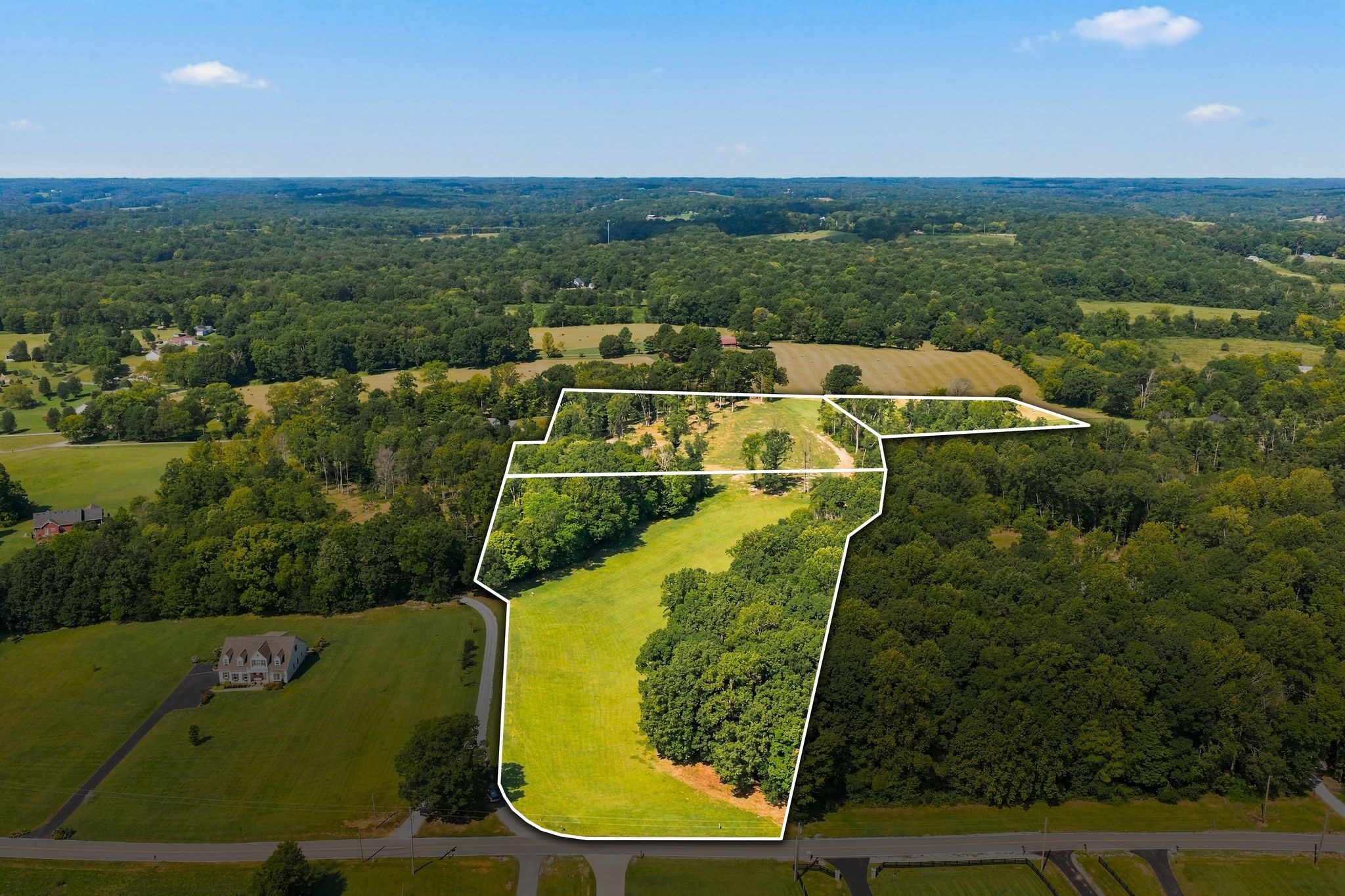 0 Columbia Rd, Dickson, TN 37055