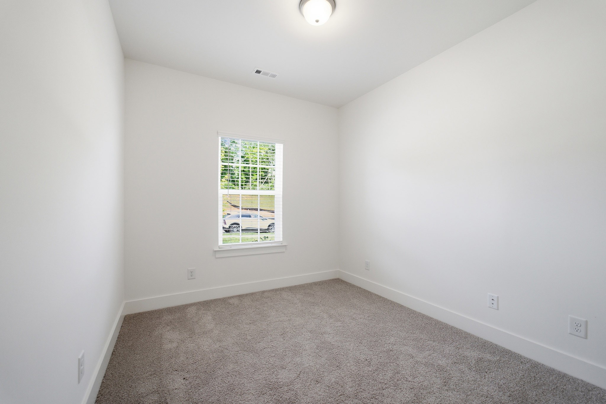 7228 Fairlawn Dr, Fairview, TN 37062