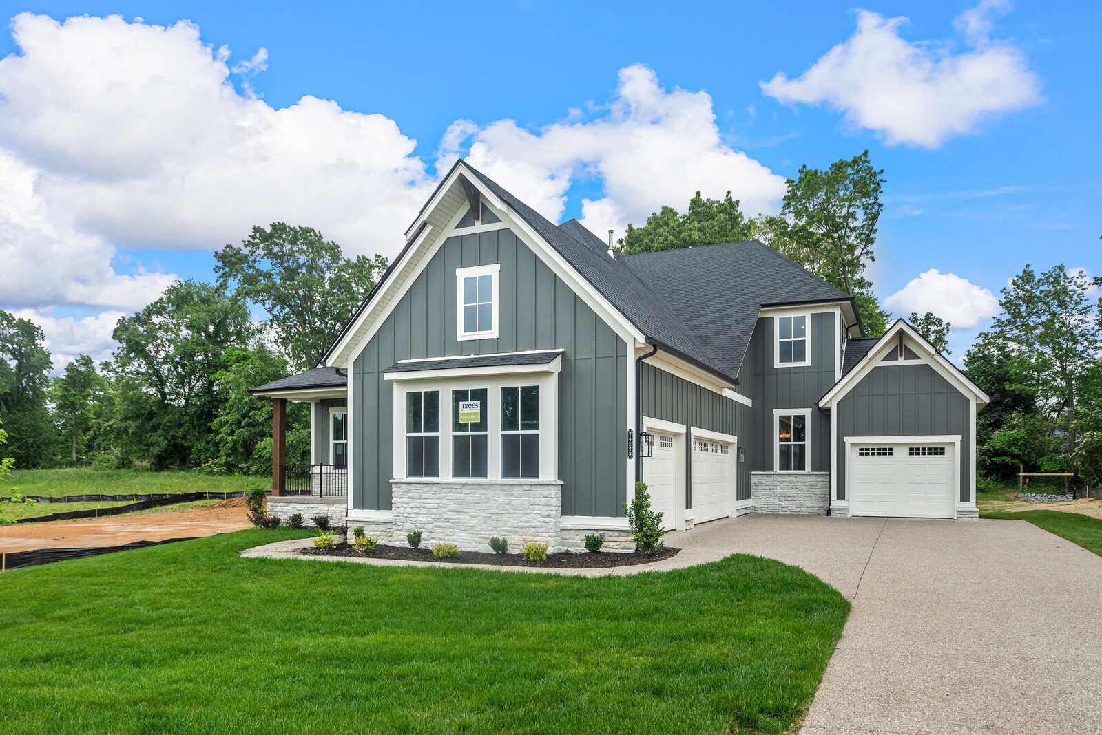7243 Woodruff Dr, Fairview, TN 37062