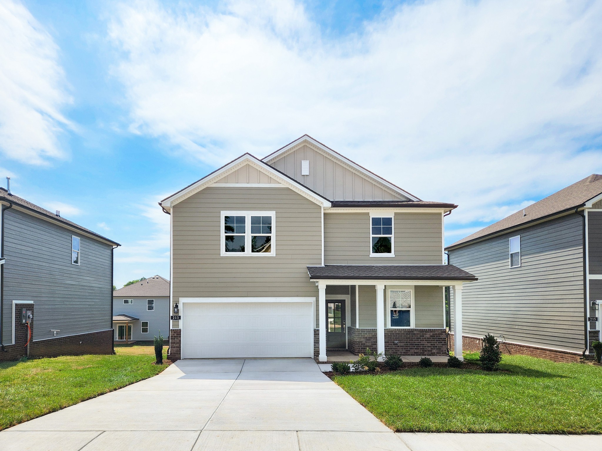 213 East Millbrook Dr, Spring Hill, TN 37174