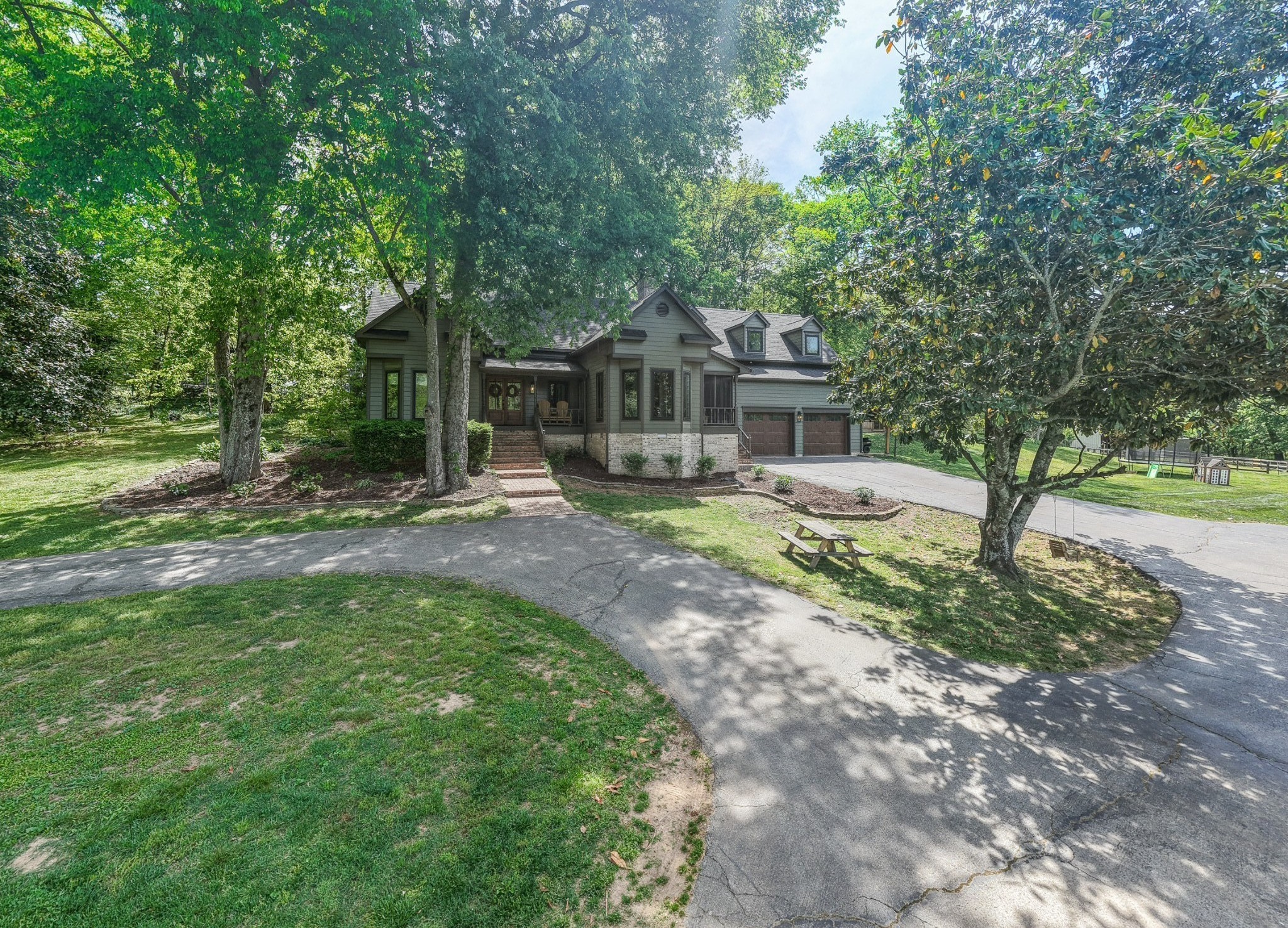 2153 Williamsport Pike, Columbia, TN 38401