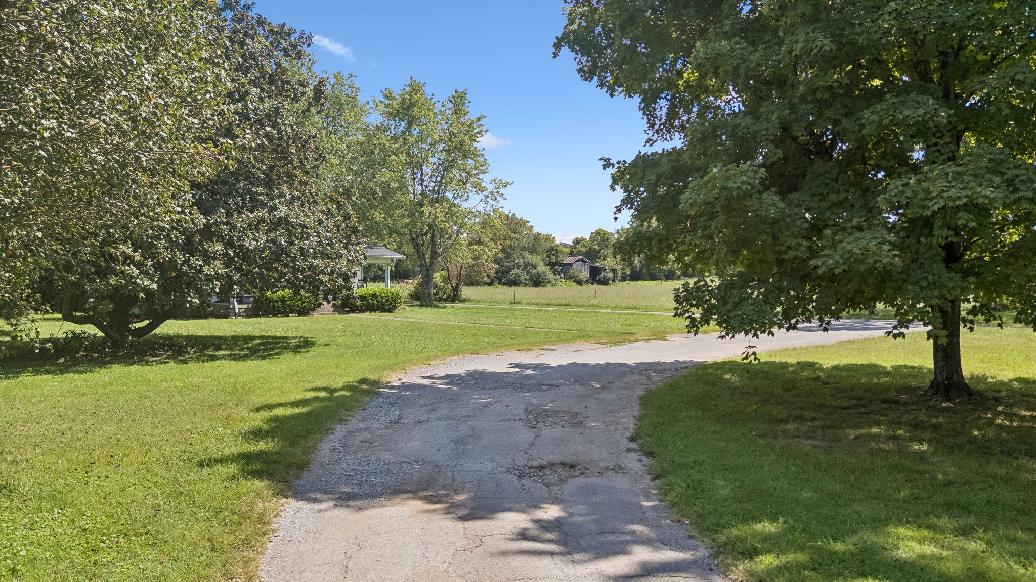 1501 Hartsville Pike, Lebanon, TN 37087