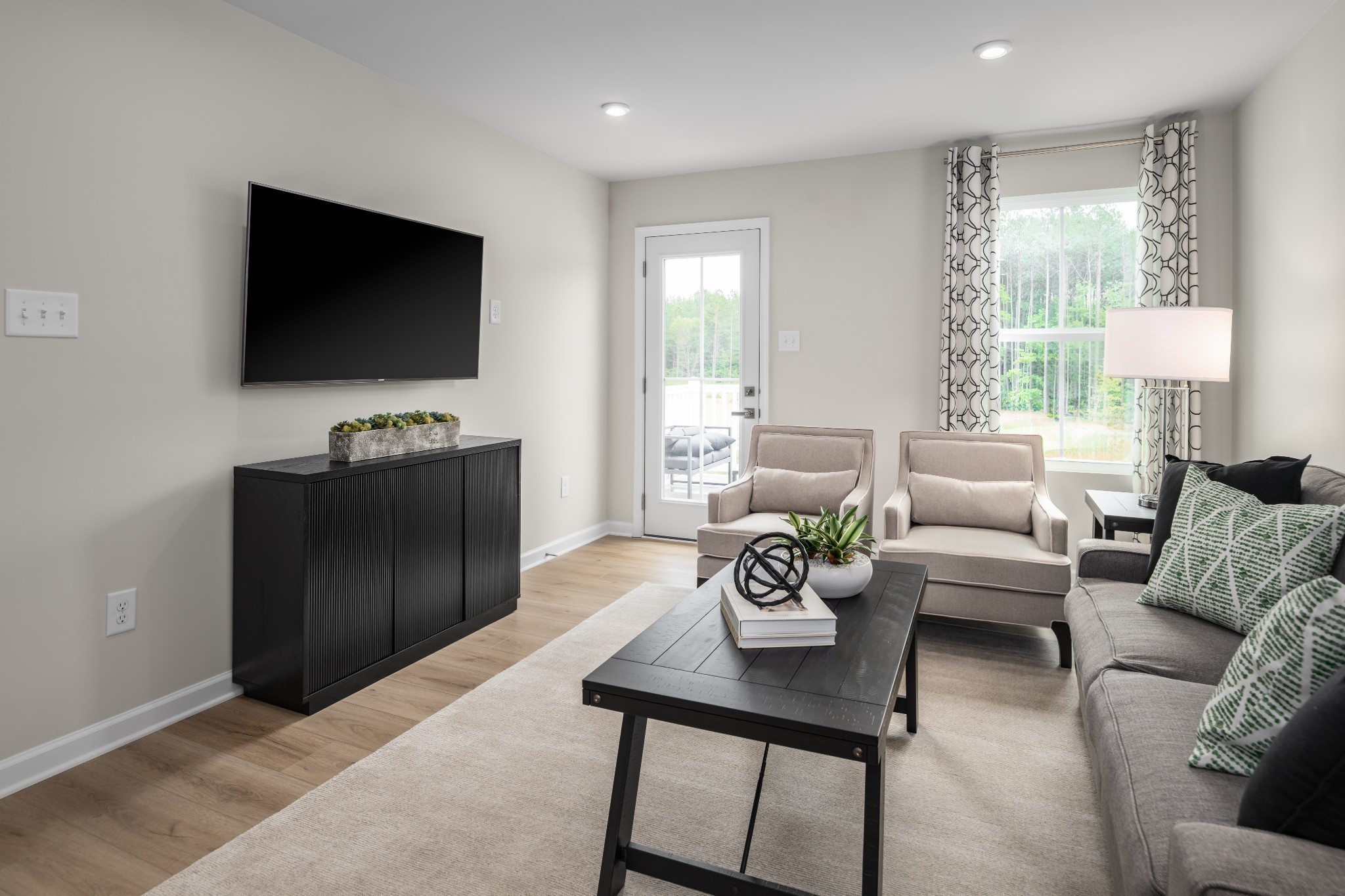 1036 Biscayne St #201, White House, TN 37188