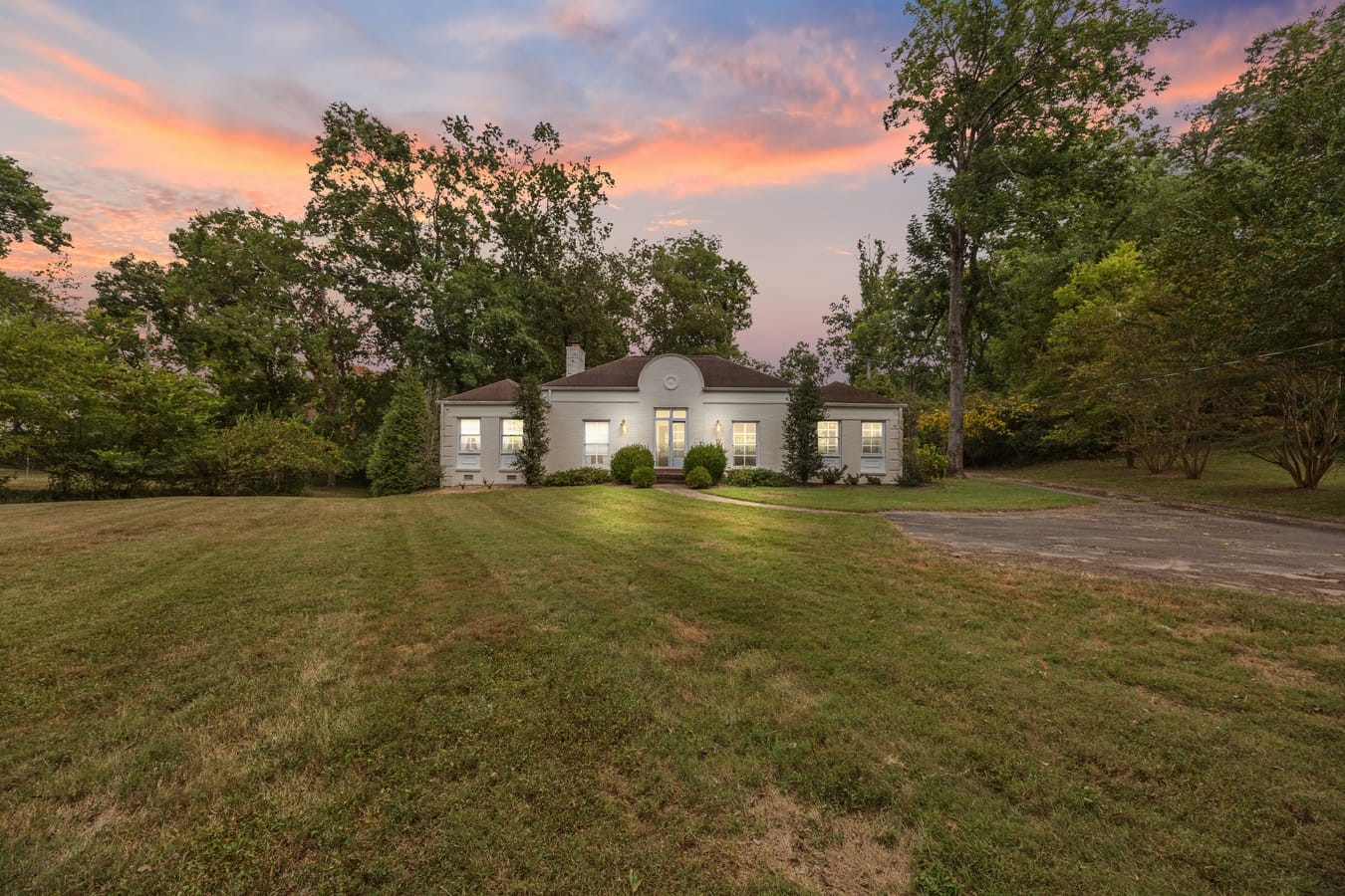 500 Torrington Ct, Nashville, TN 37205