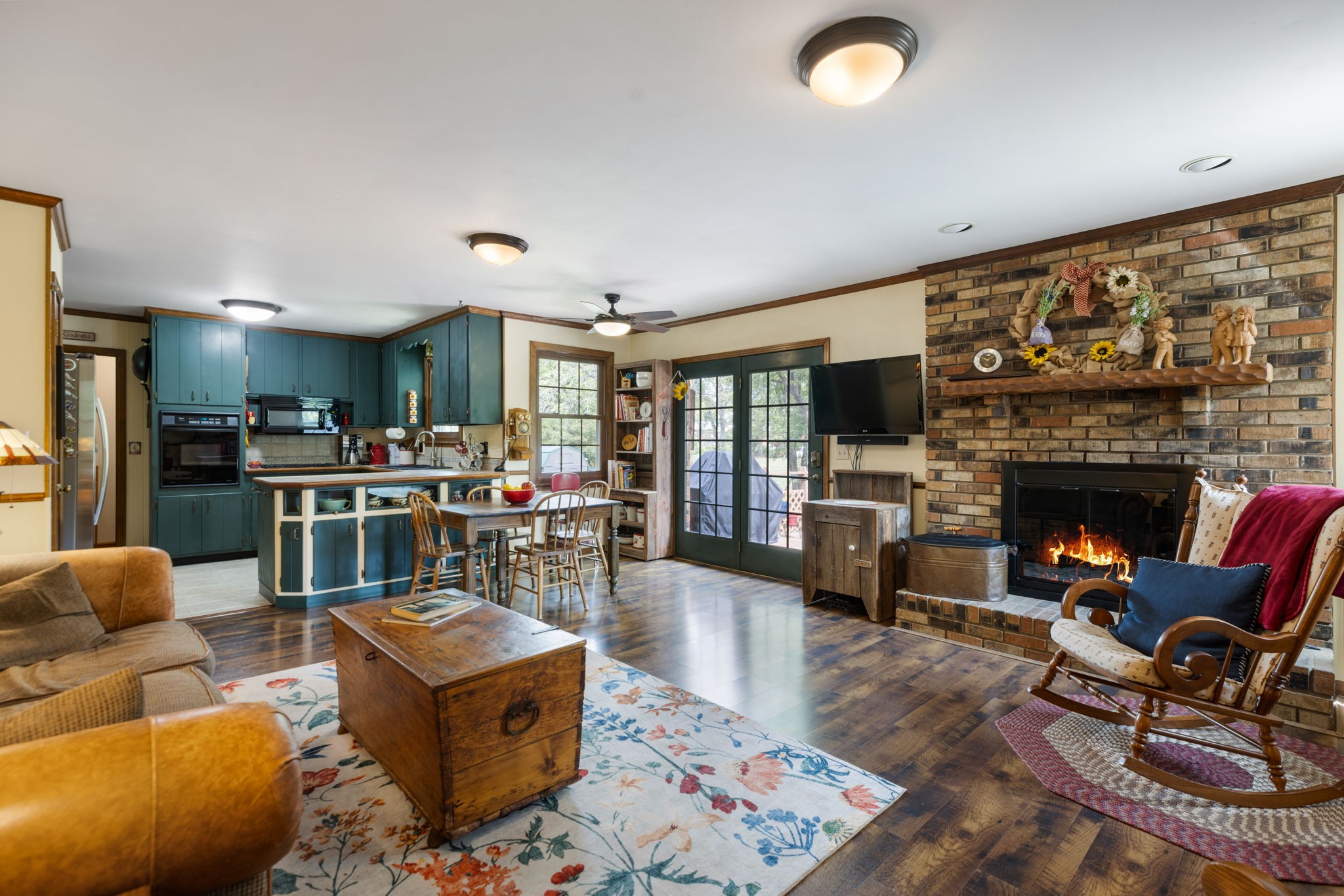 745 Goodpasture Ter, Nashville, TN 37221
