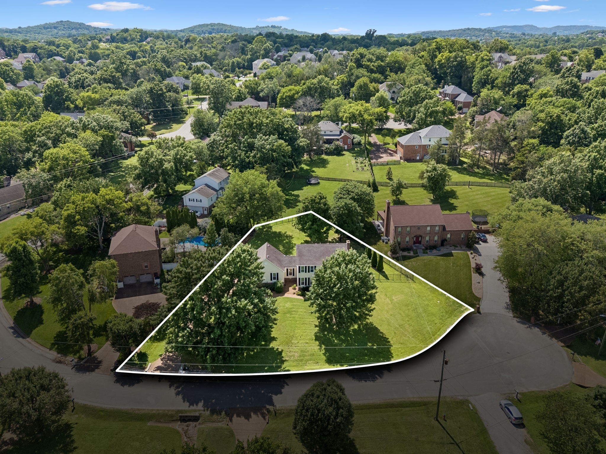 509 N Woods Ct, Brentwood, TN 37027