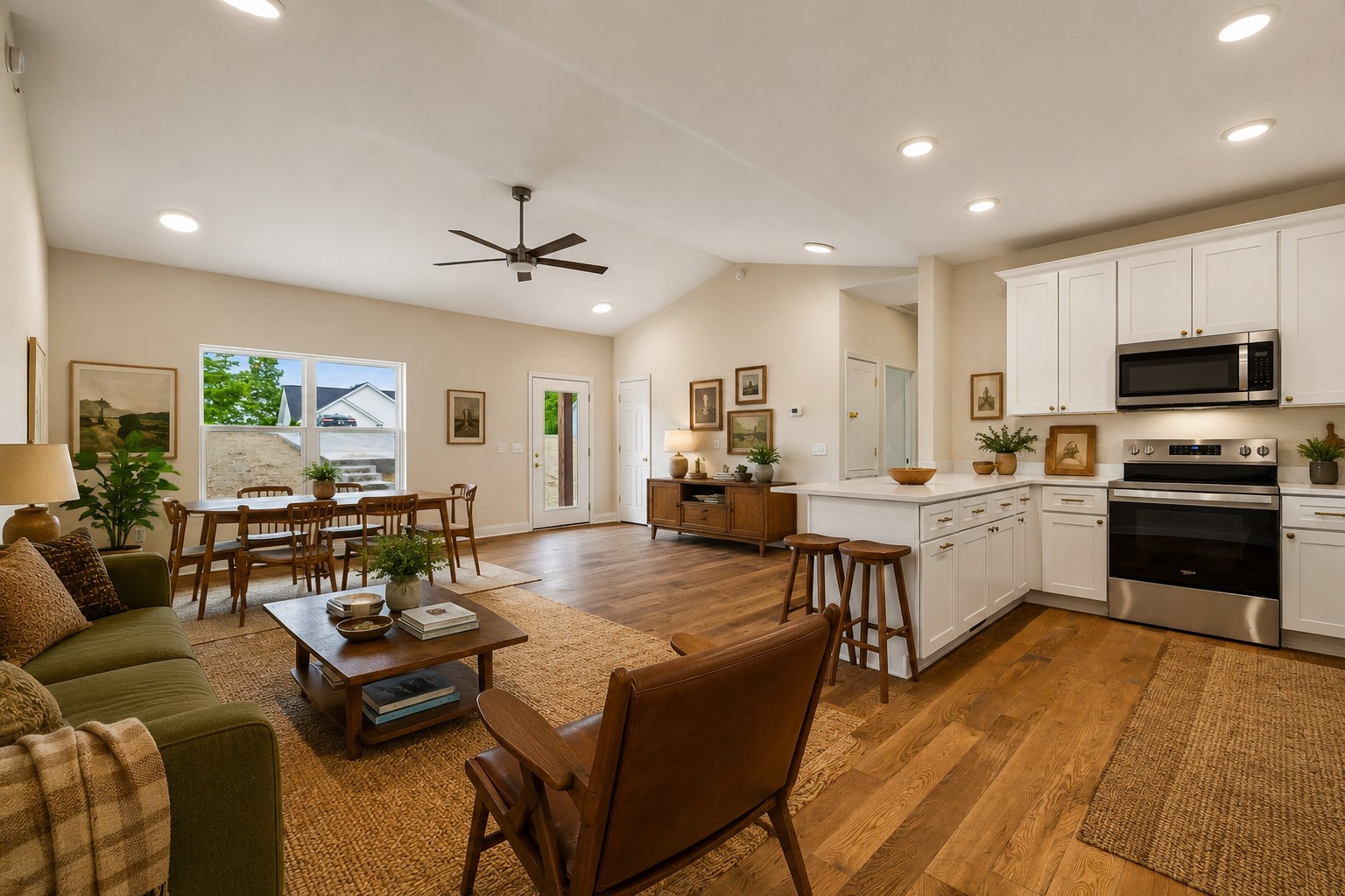 551 Skyview Dr, Ashland City, TN 37015