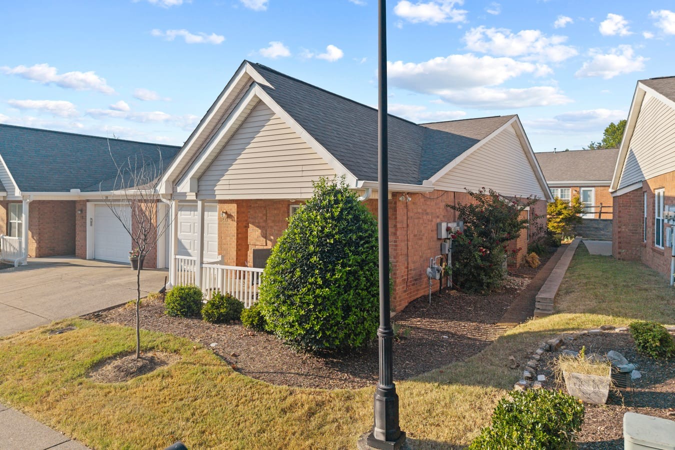 20 Holland Park Ln, Franklin, TN 37069