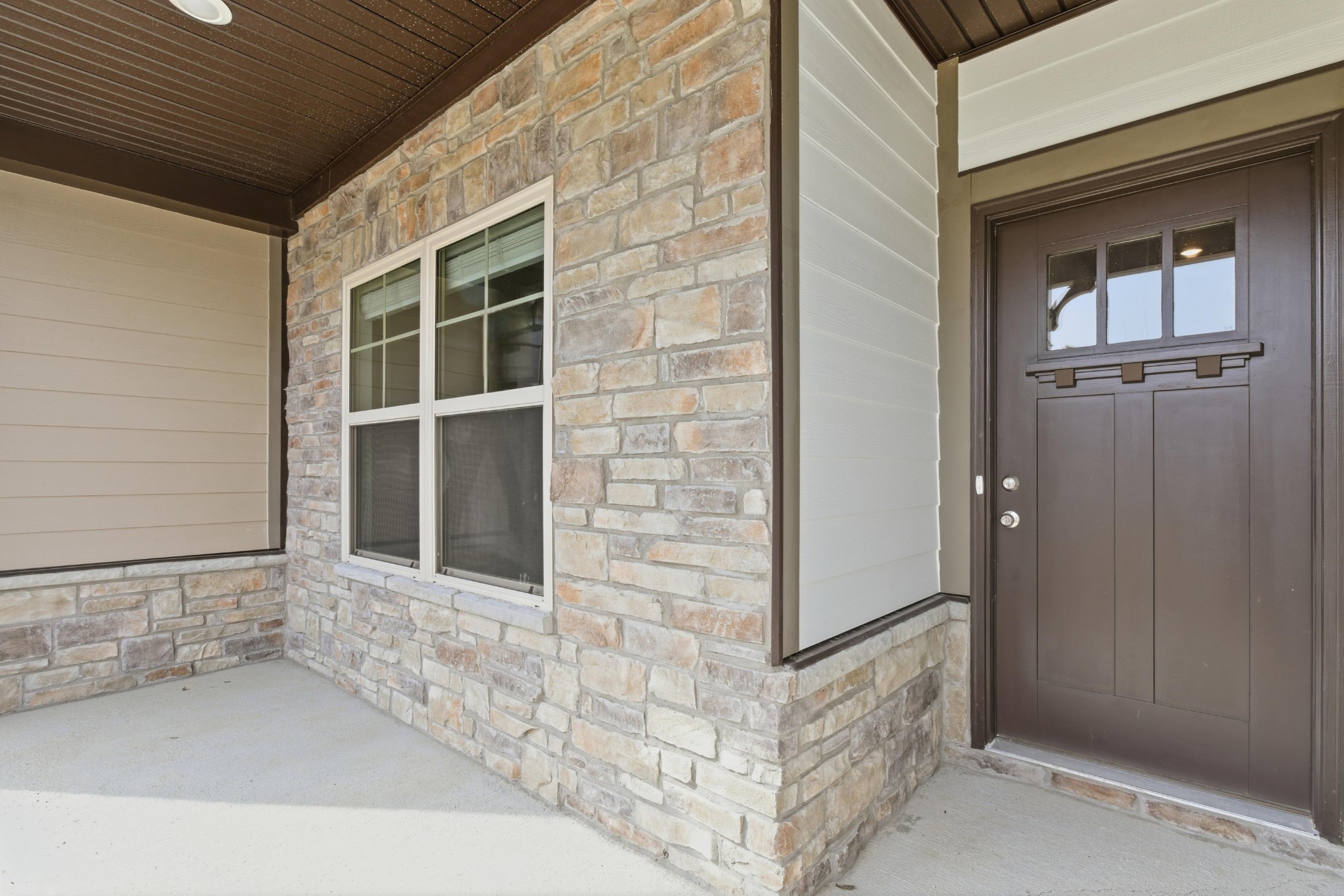 1422 Suzanne Dr, Murfreesboro, TN 37128
