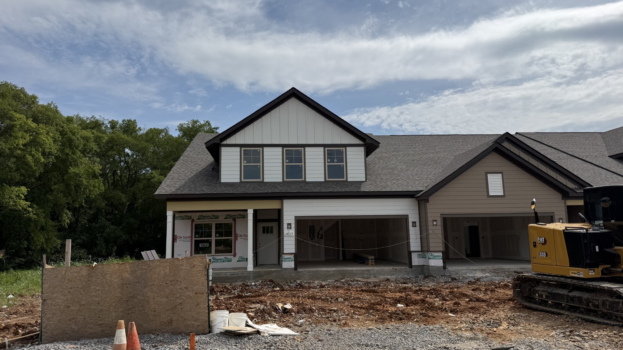 1440 Suzanne Dr, Murfreesboro, TN 37128