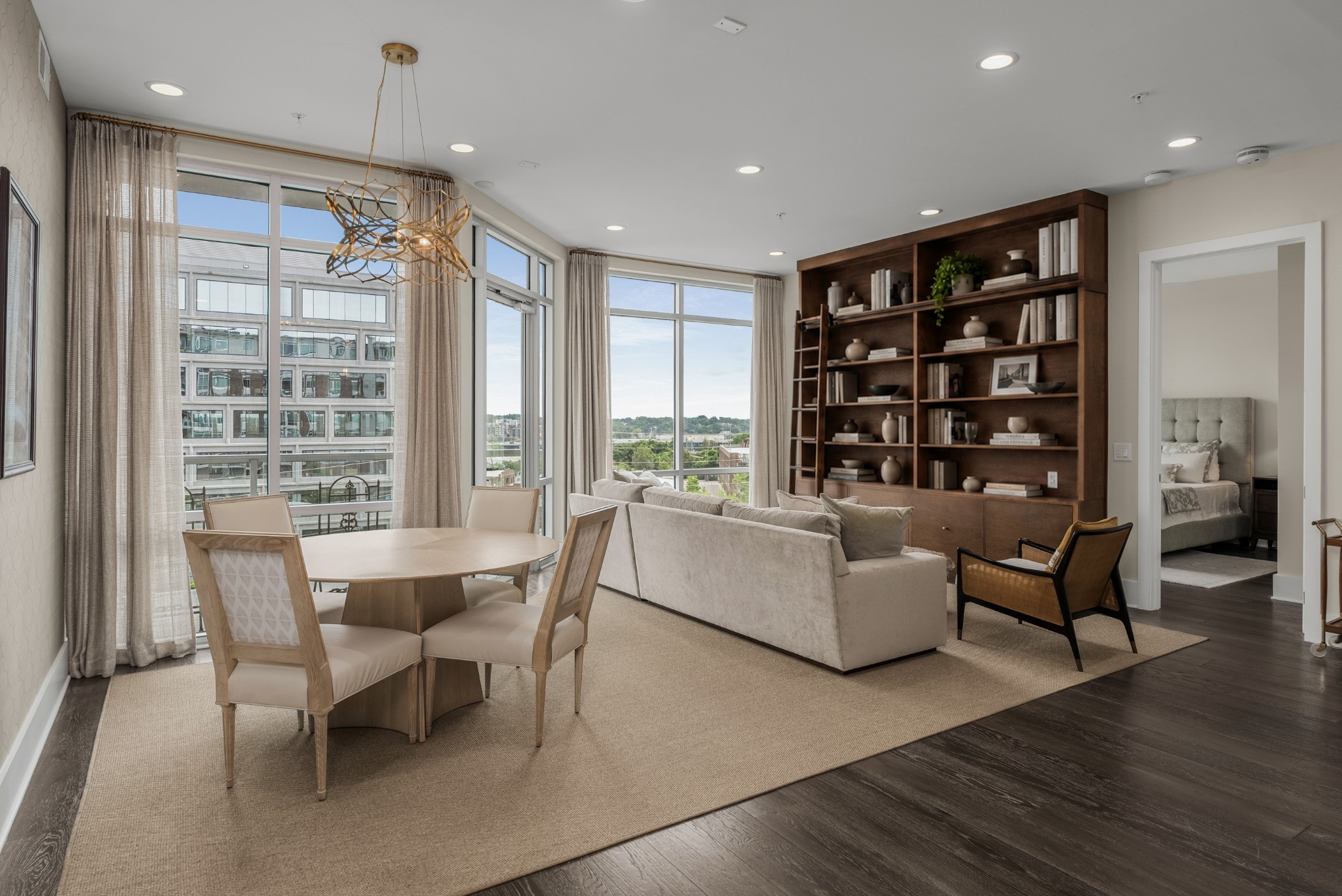 20 Rutledge St #303, Nashville, TN 37210