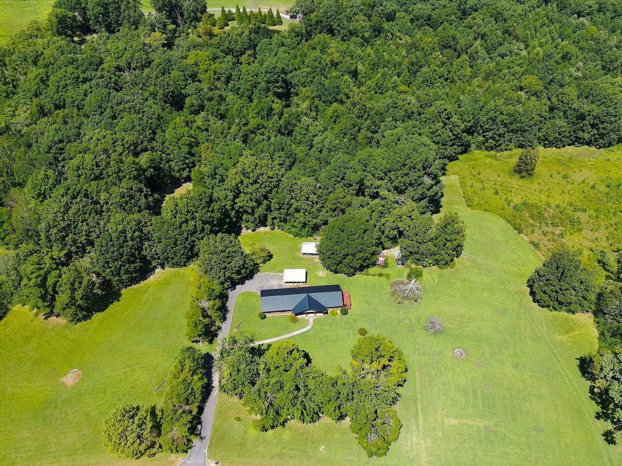 7334 Liberty Rd, Fairview, TN 37062