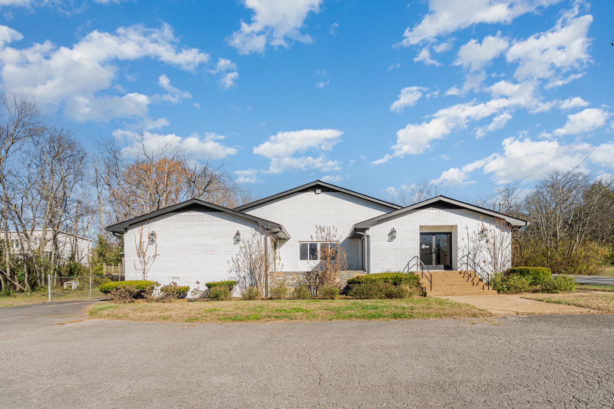 2597 Whites Creek Pike, Nashville, TN 37207