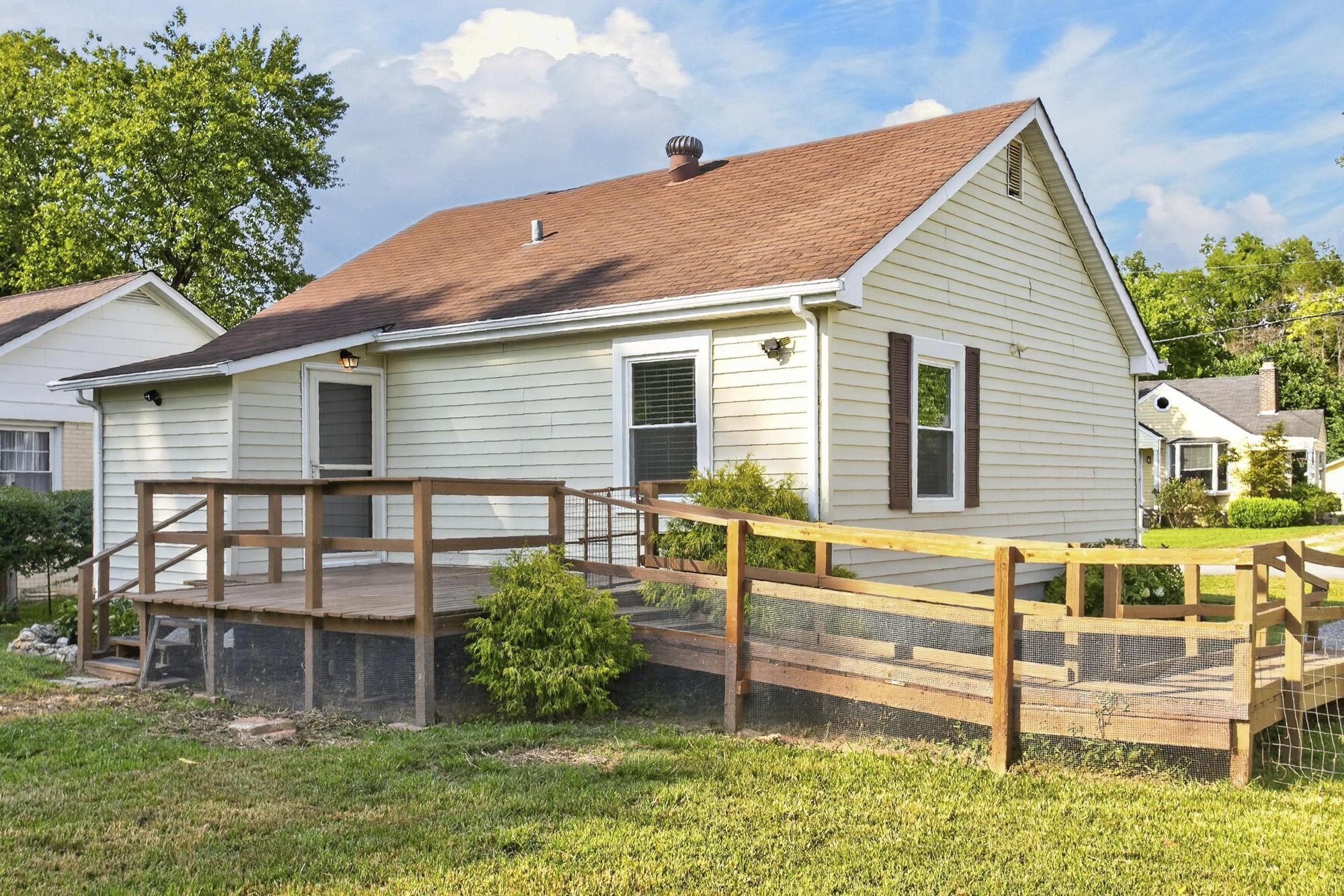108 Hamblen Ave, Old Hickory, TN 37138