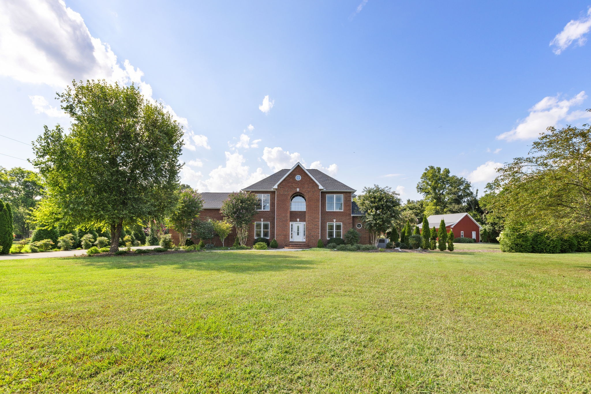 1825 N Lovvorn Rd, Christiana, TN 37037