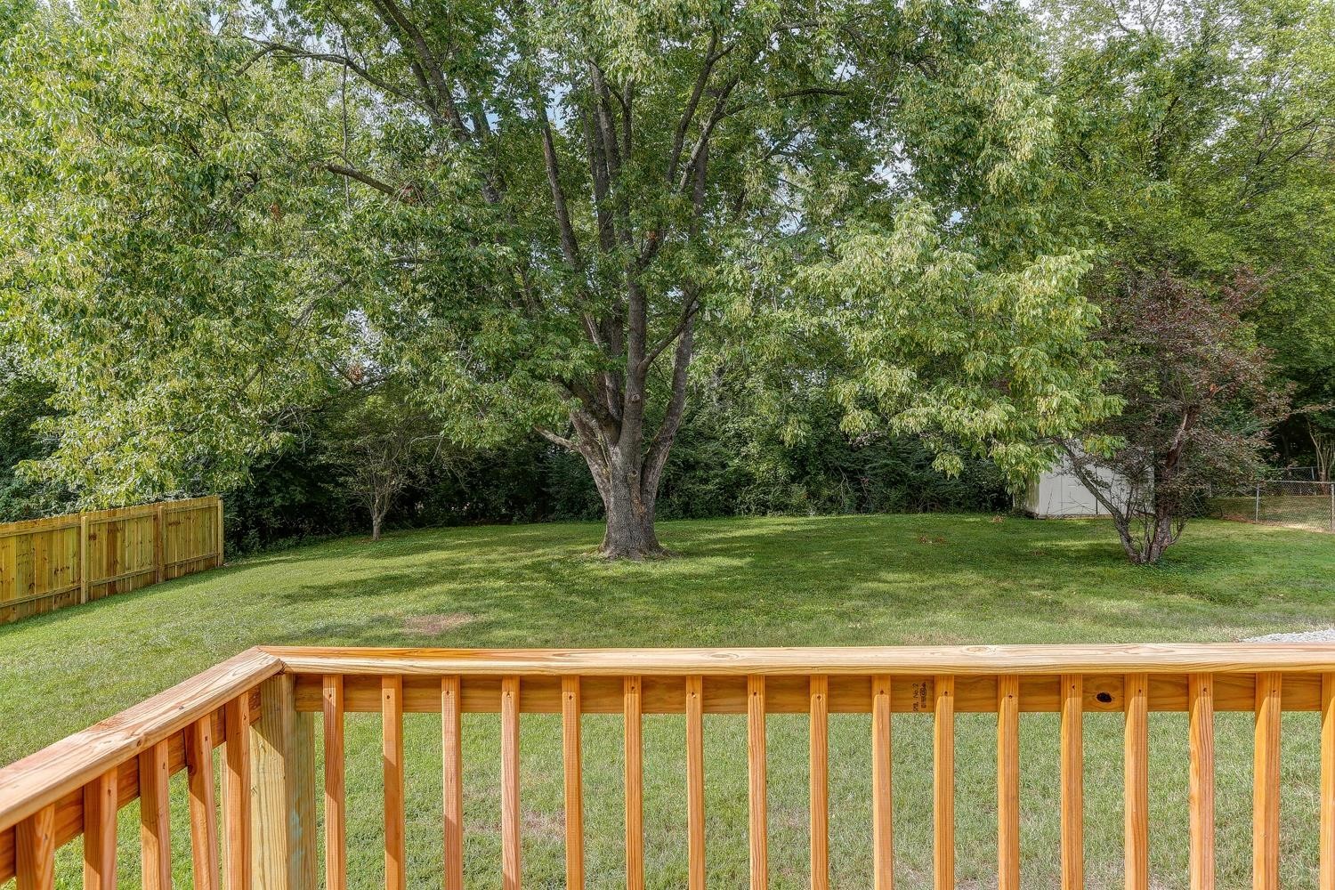 127 Vulco Dr, Hendersonville, TN 37075