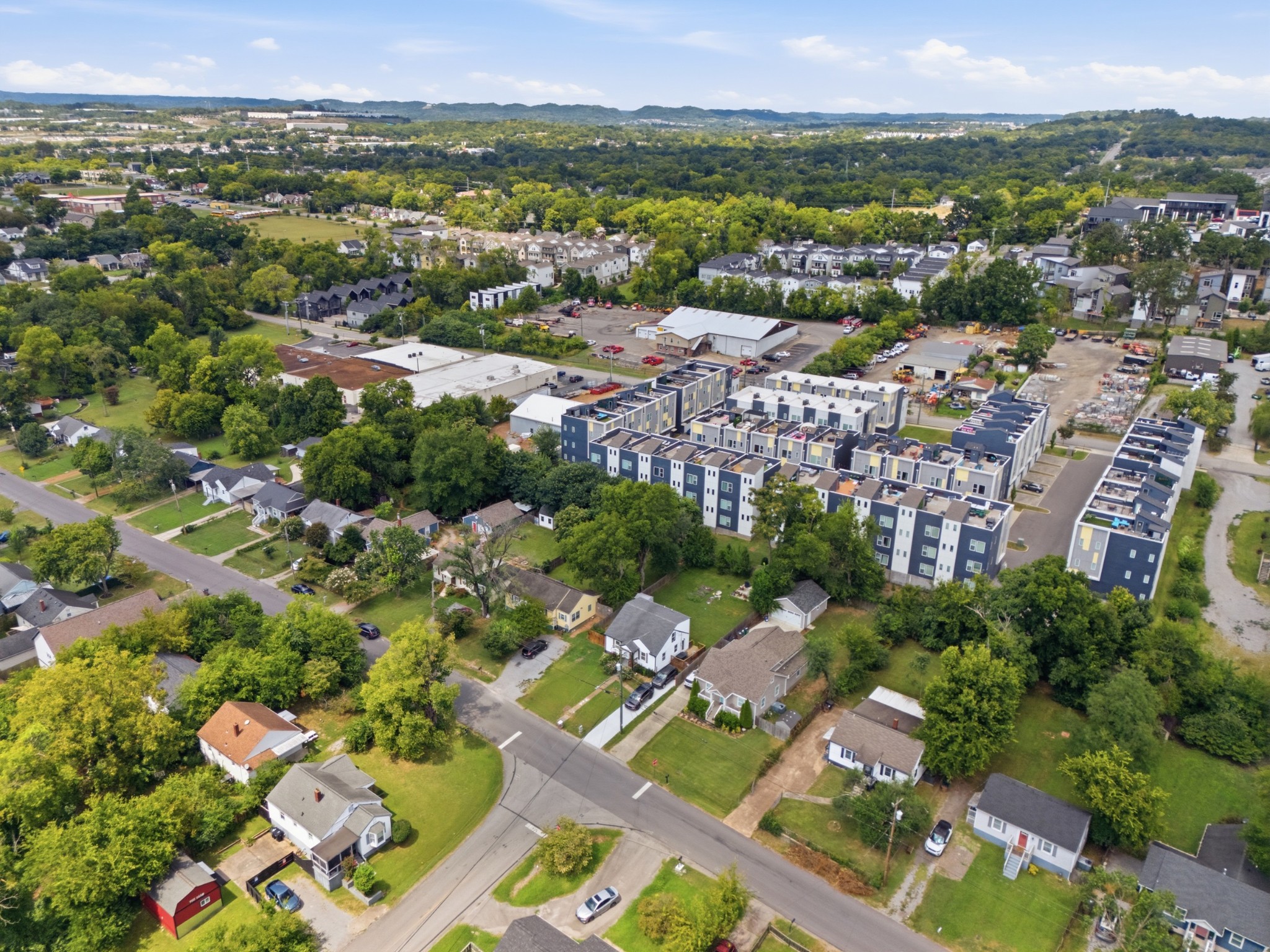 813 Chickasaw Ave, Nashville, TN 37207