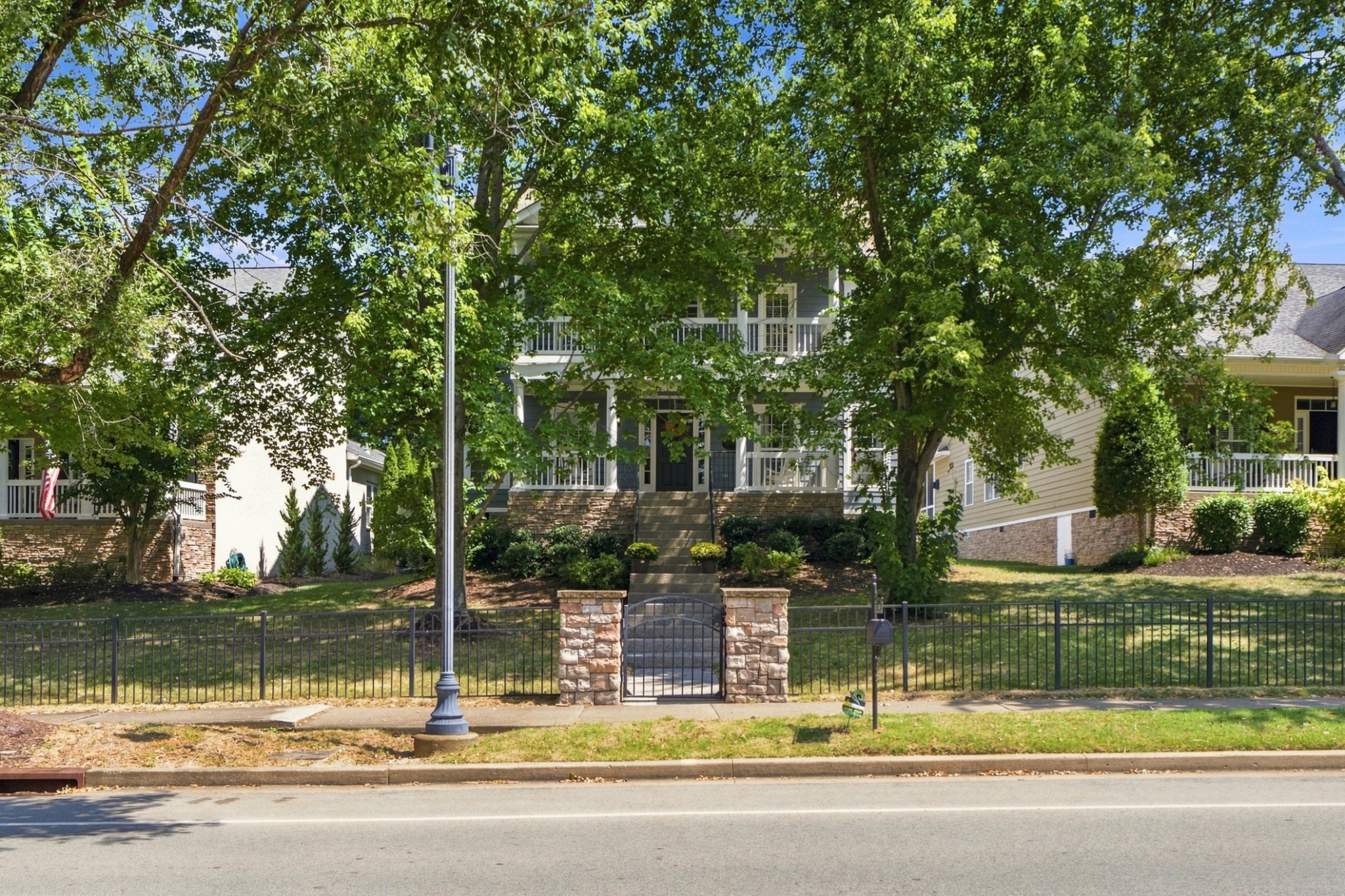 3026 Oxford Glen Dr, Franklin, TN 37067