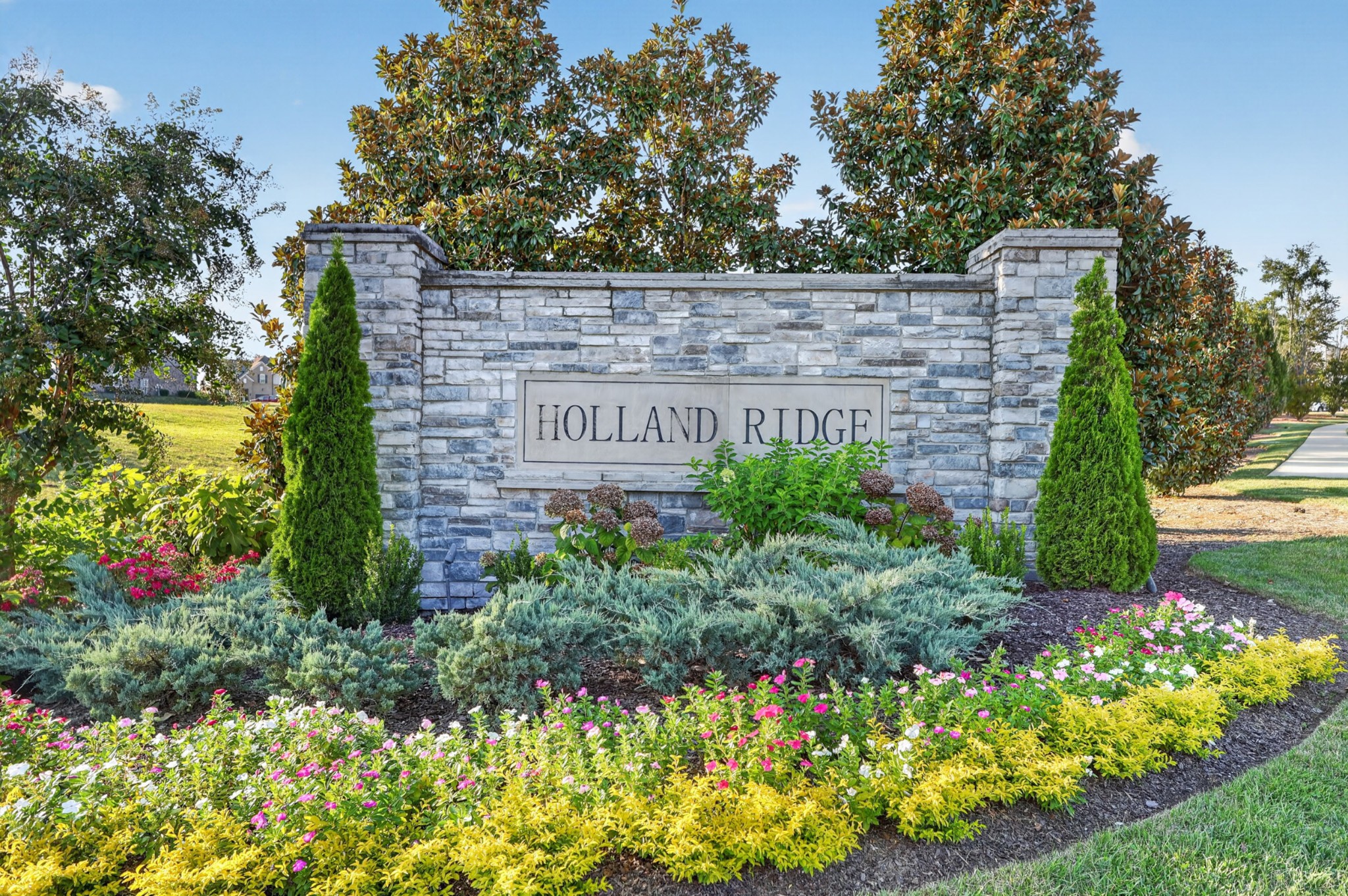 311 Cedar Glade Ct, Lebanon, TN 37090