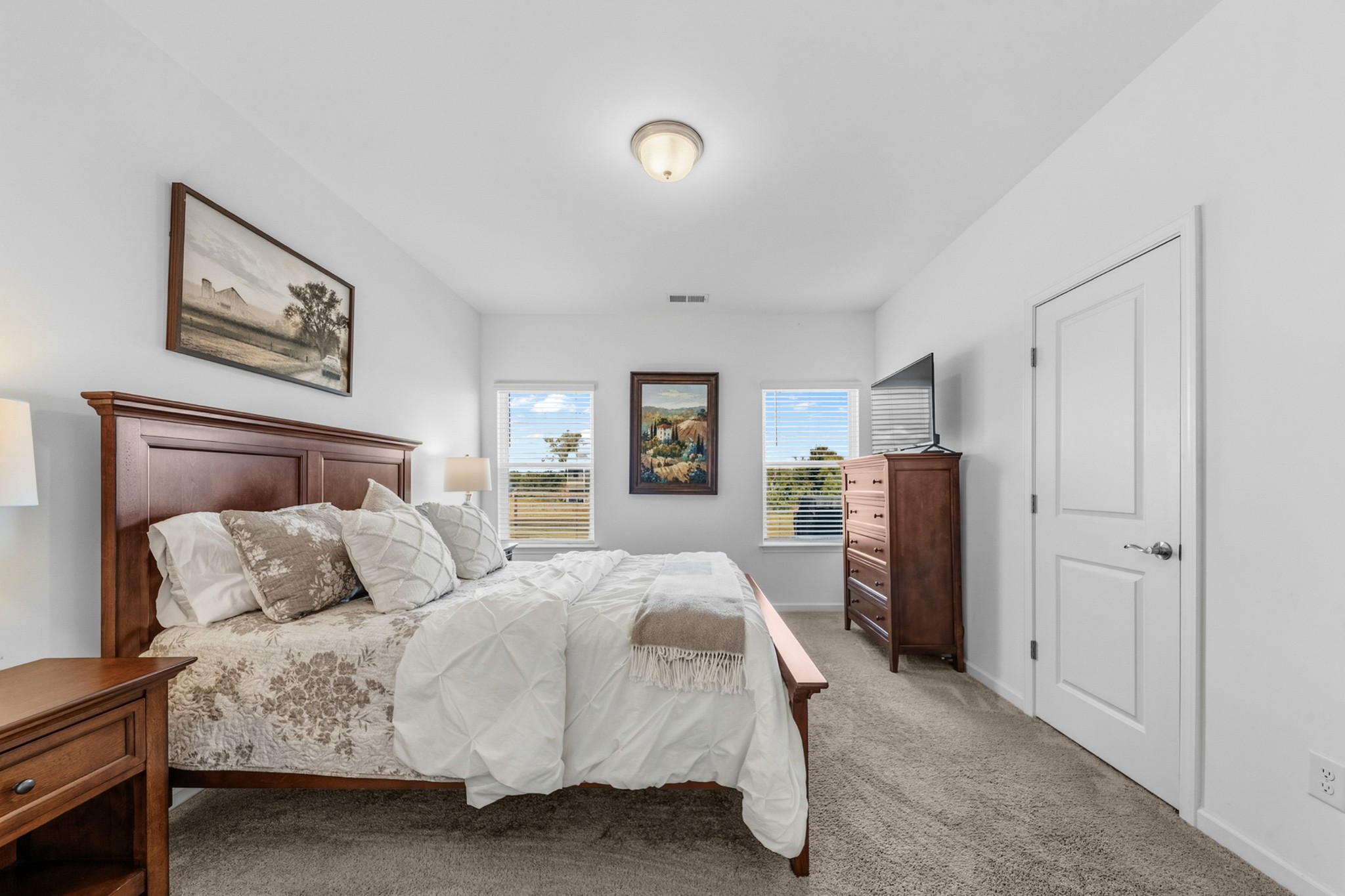 2205 Zeva Cir, Columbia, TN 38401