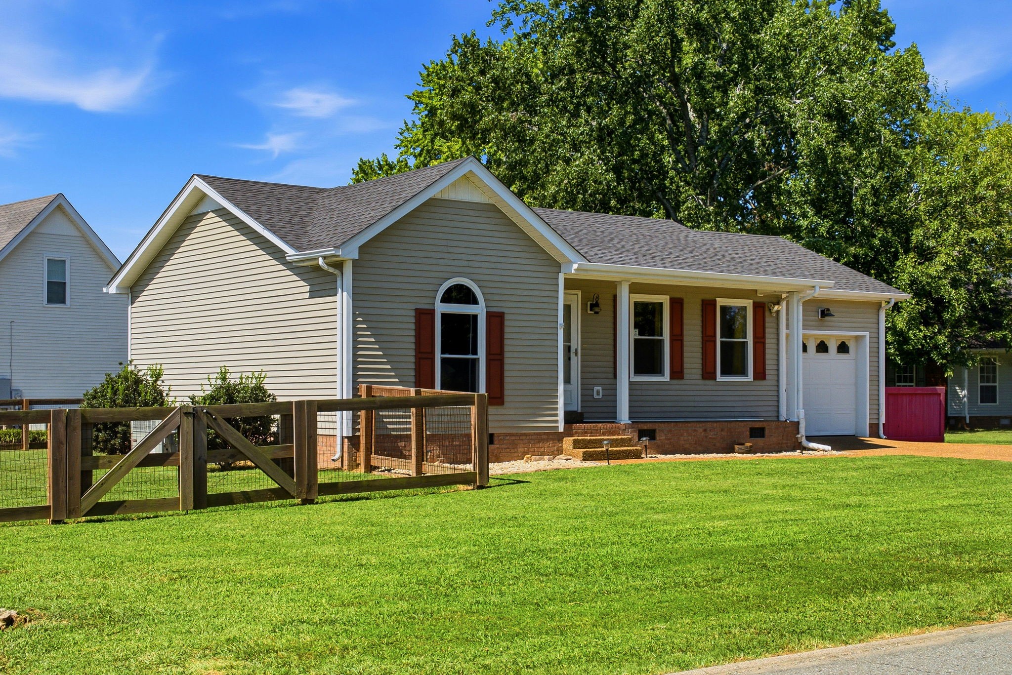 109 Bonnie Dr, Portland, TN 37148