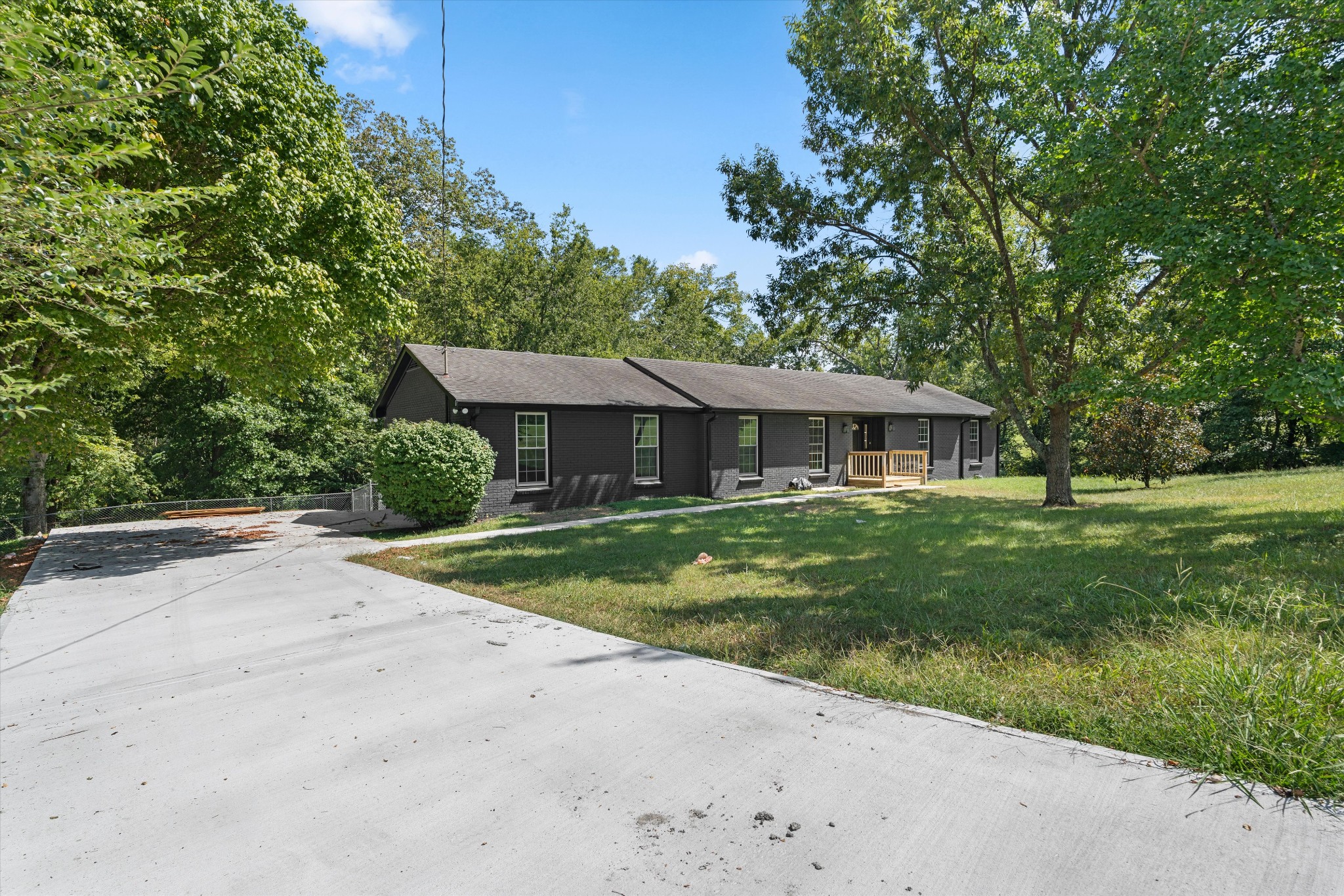 648 Gaylemore Dr, Goodlettsville, TN 37072