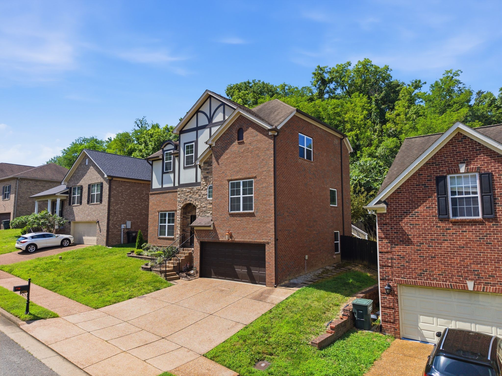 1736 Haleys Hope Ct, Nashville, TN 37209