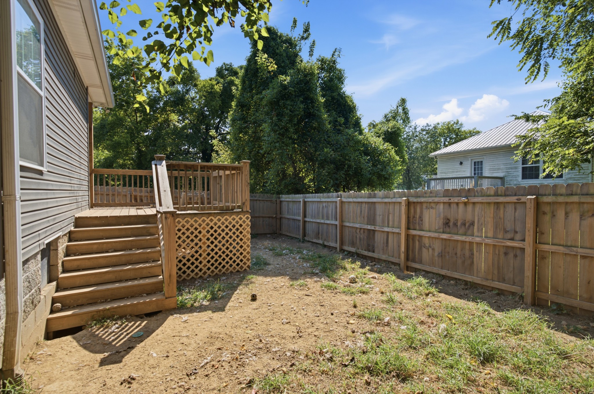 201 16th Ave E, Springfield, TN 37172