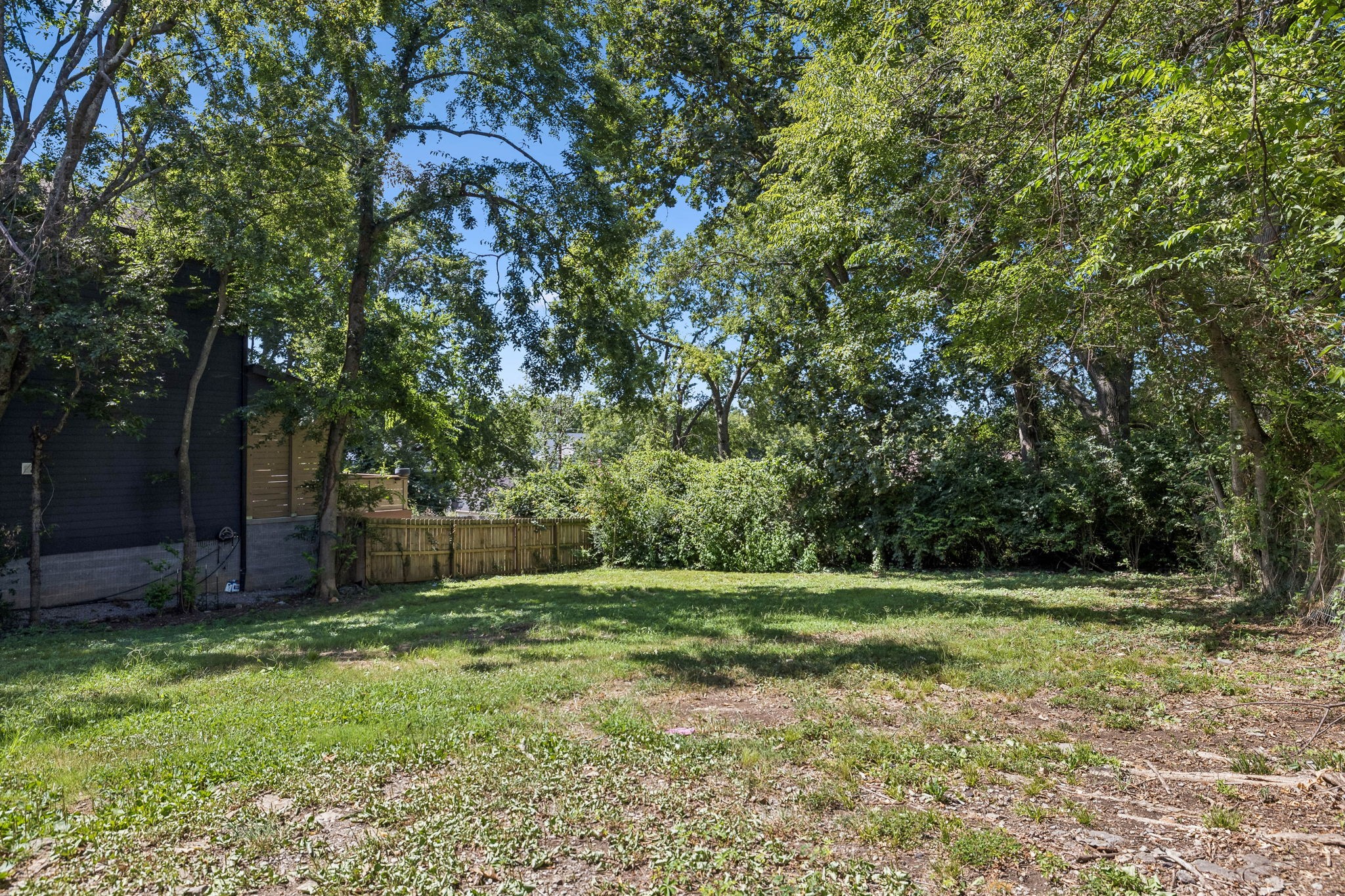 543 Croley Dr, Nashville, TN 37209