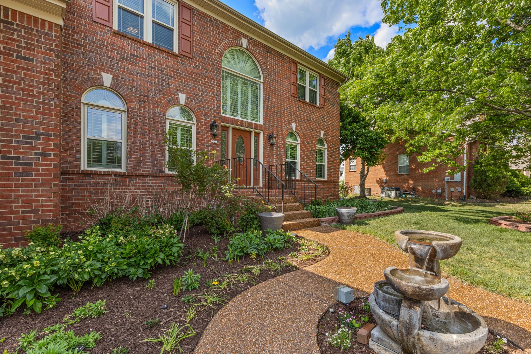 318 Logans Cir, Franklin, TN 37067