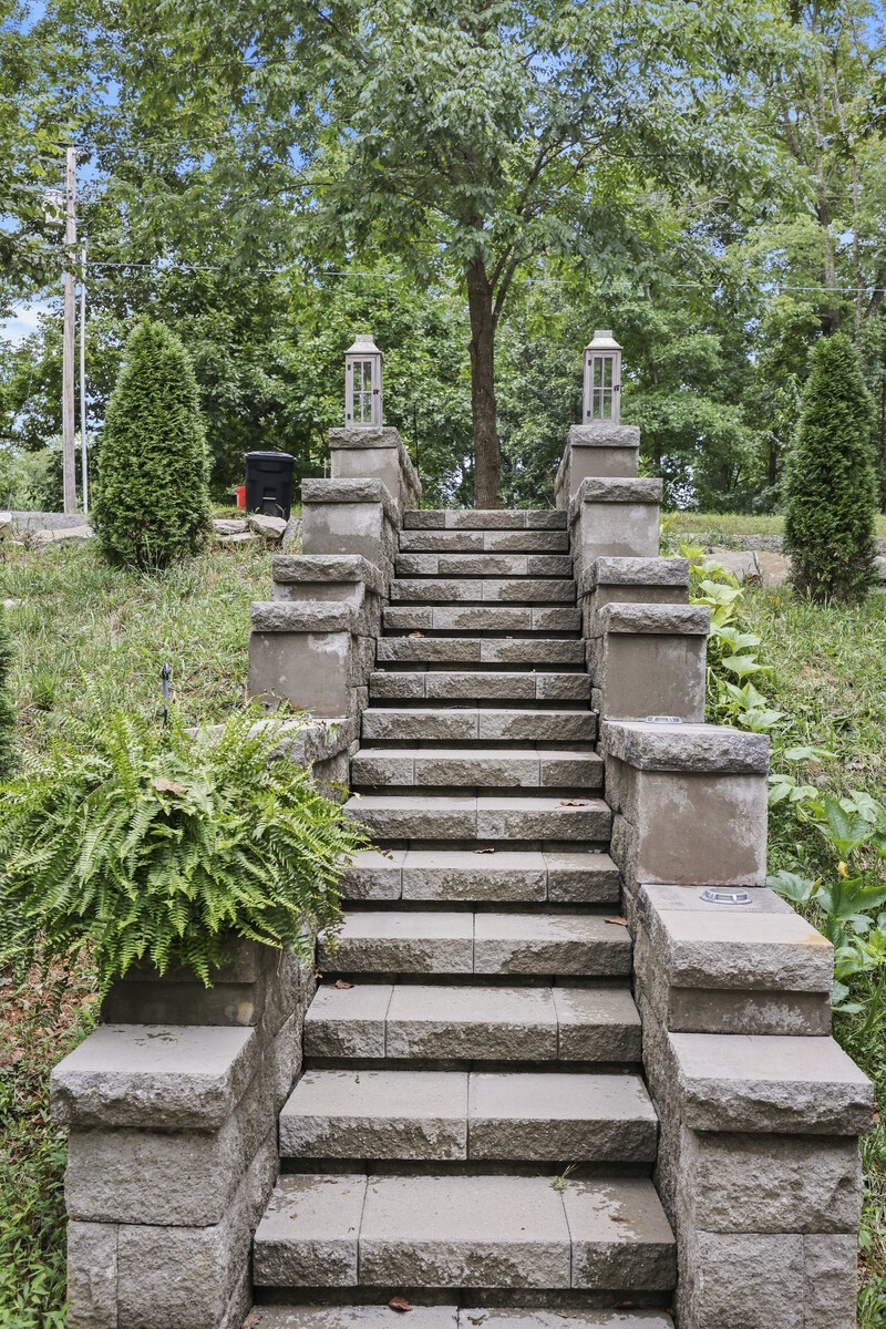 1539 Cc Rd, Kingston Springs, TN 37082