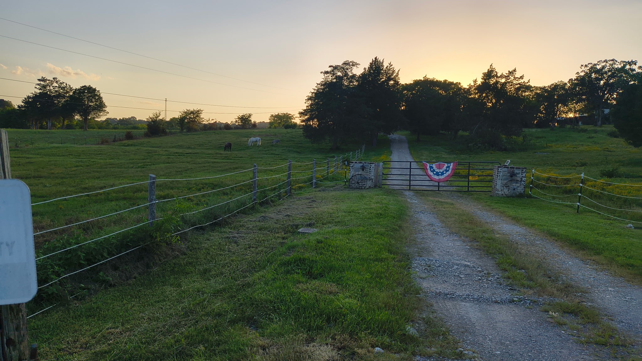 850 Sugar Flat Rd, Lebanon, TN 37087